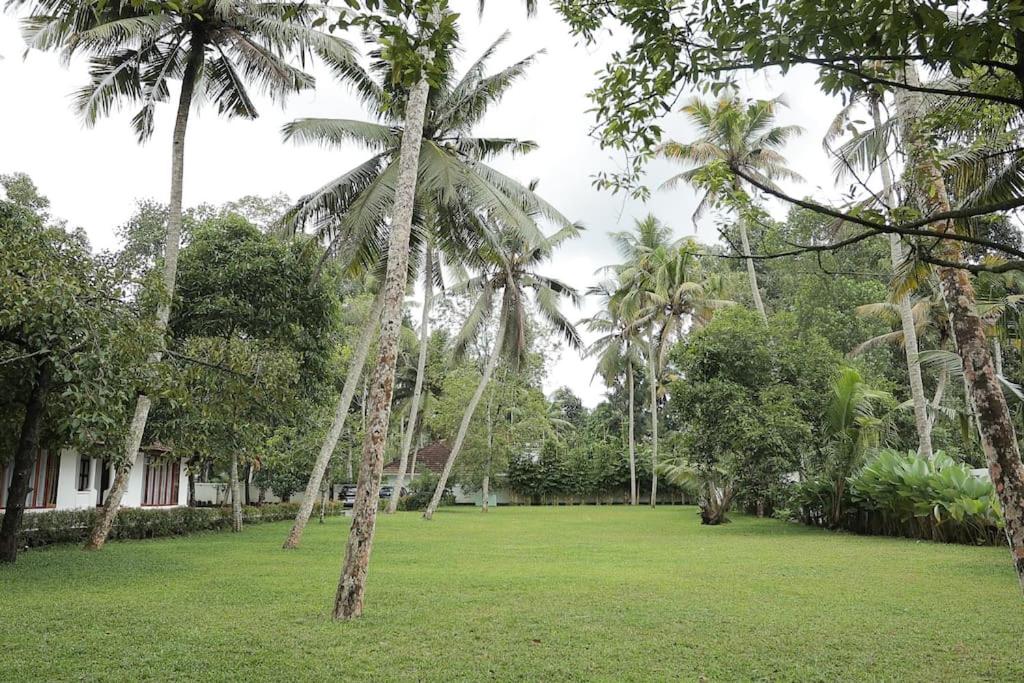 Vazhemadom Homestay