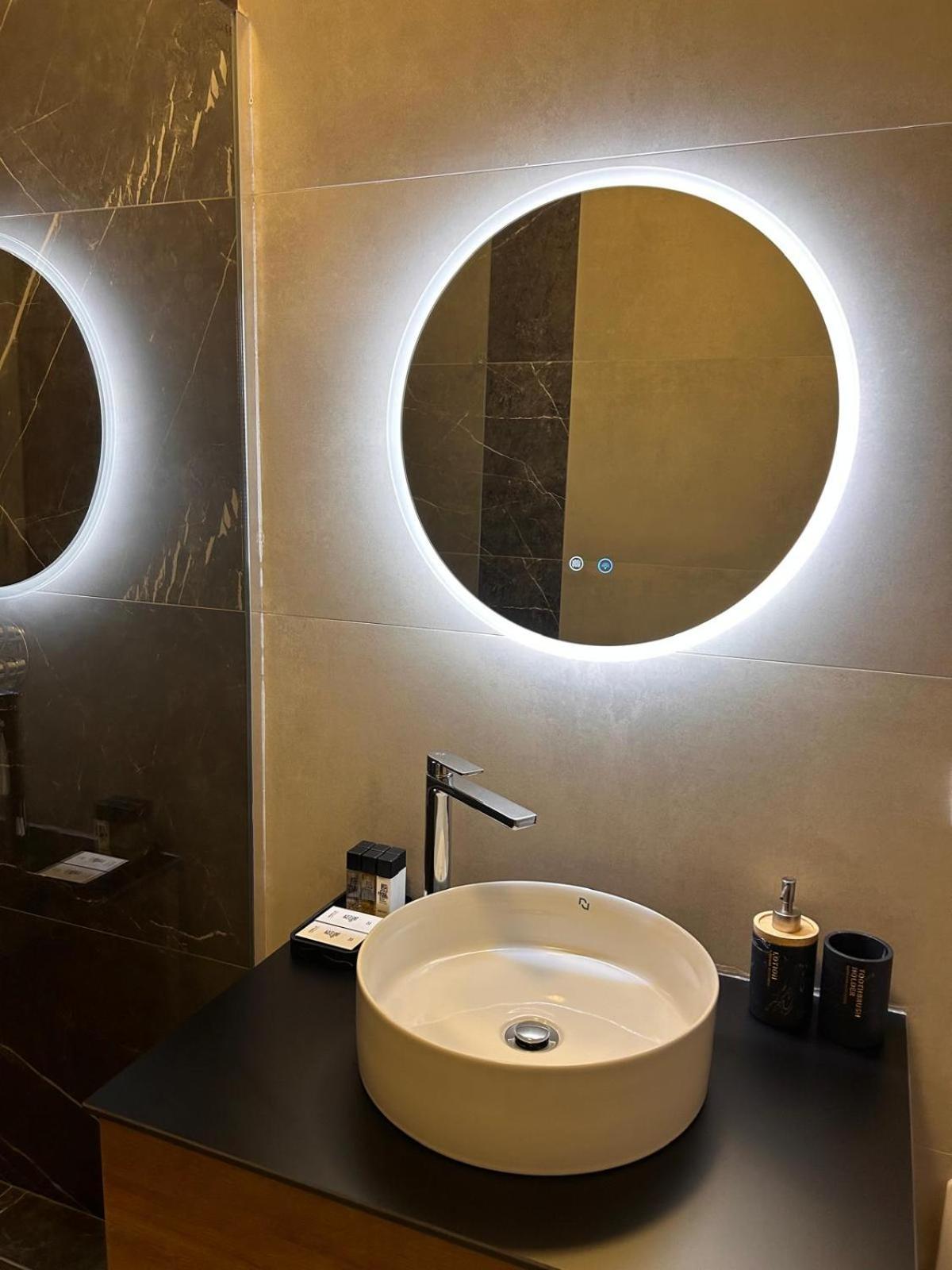 Nushi Apartments