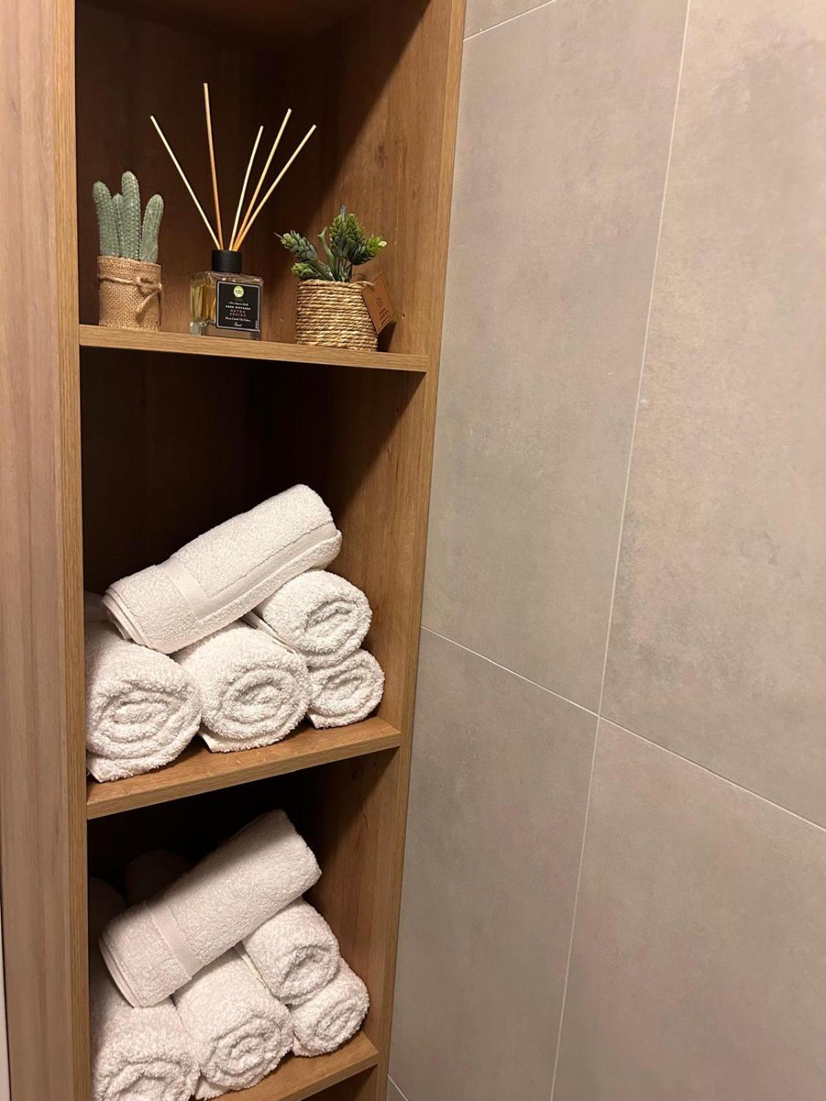 Nushi Apartments