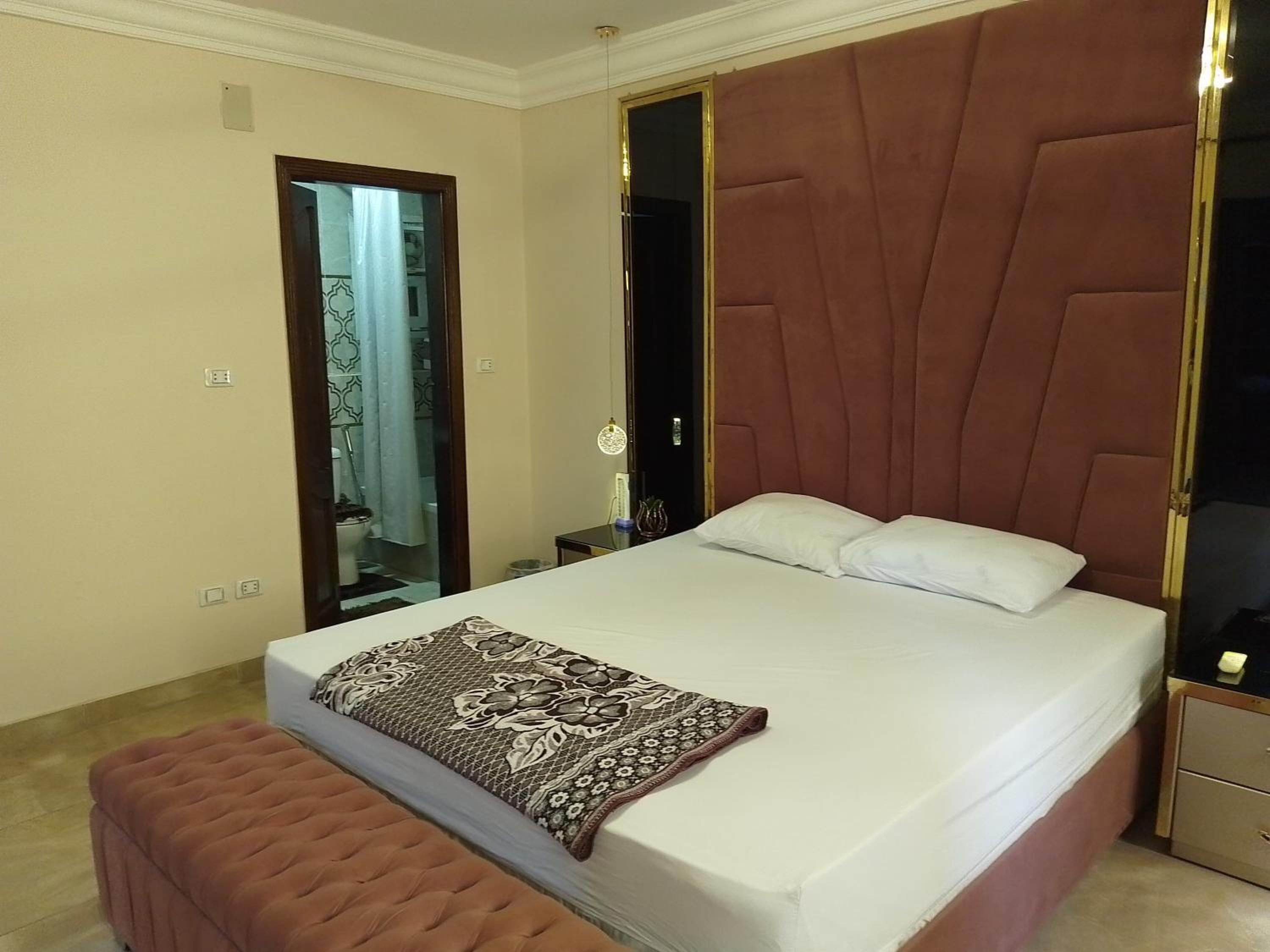 Maadi apartment near city center airport 2bedroom 2 bathroom 2balcony 1 dressing Room