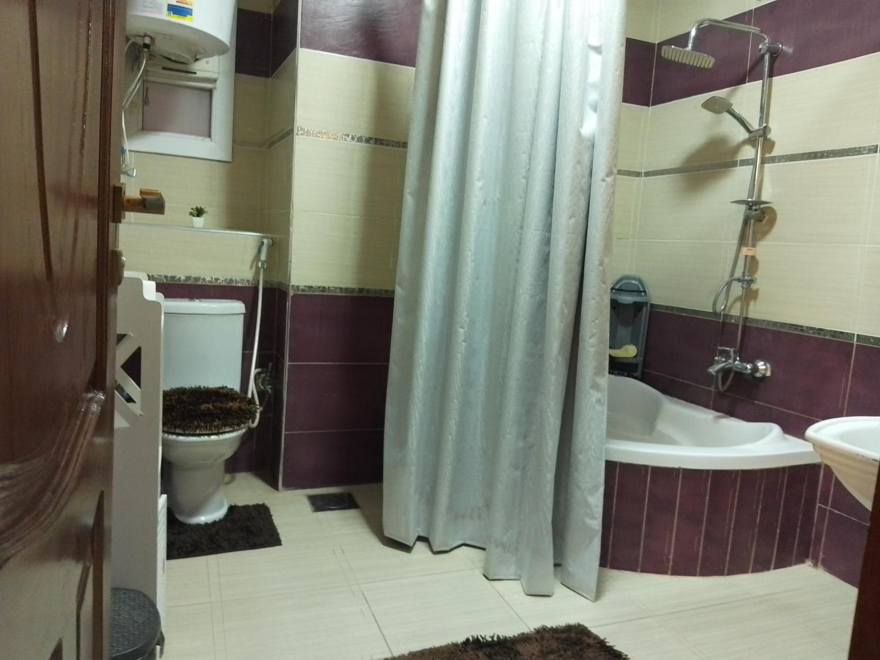 Maadi apartment near city center airport 2bedroom 2 bathroom 2balcony 1 dressing Room