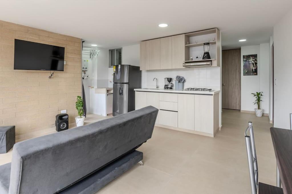 Apartamento en maravilloso Laureles con piscina 801