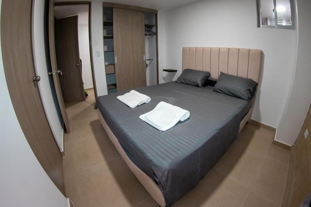 Apartamento en maravilloso Laureles con piscina 801
