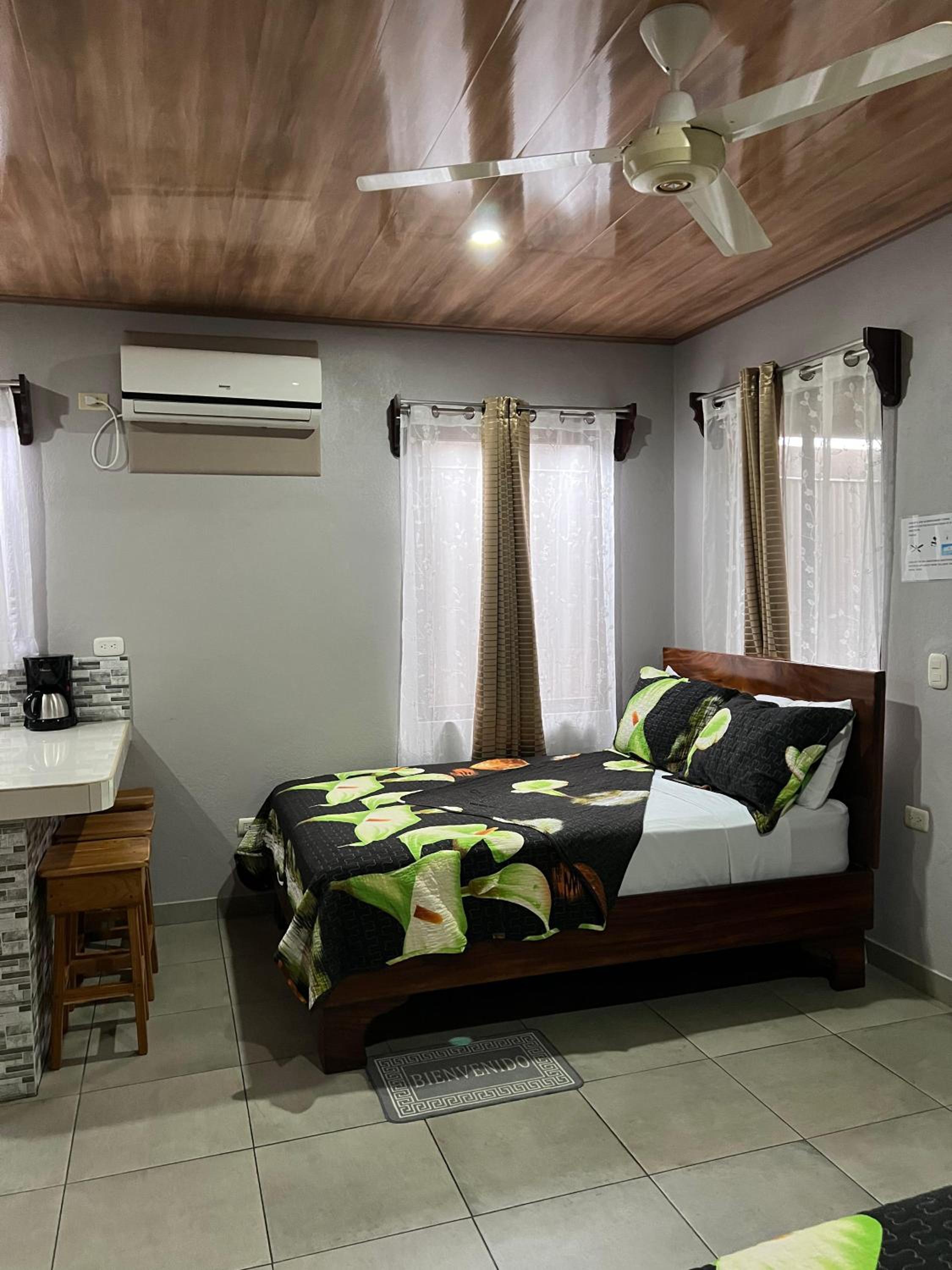 Apartamentos Mansión Tropical