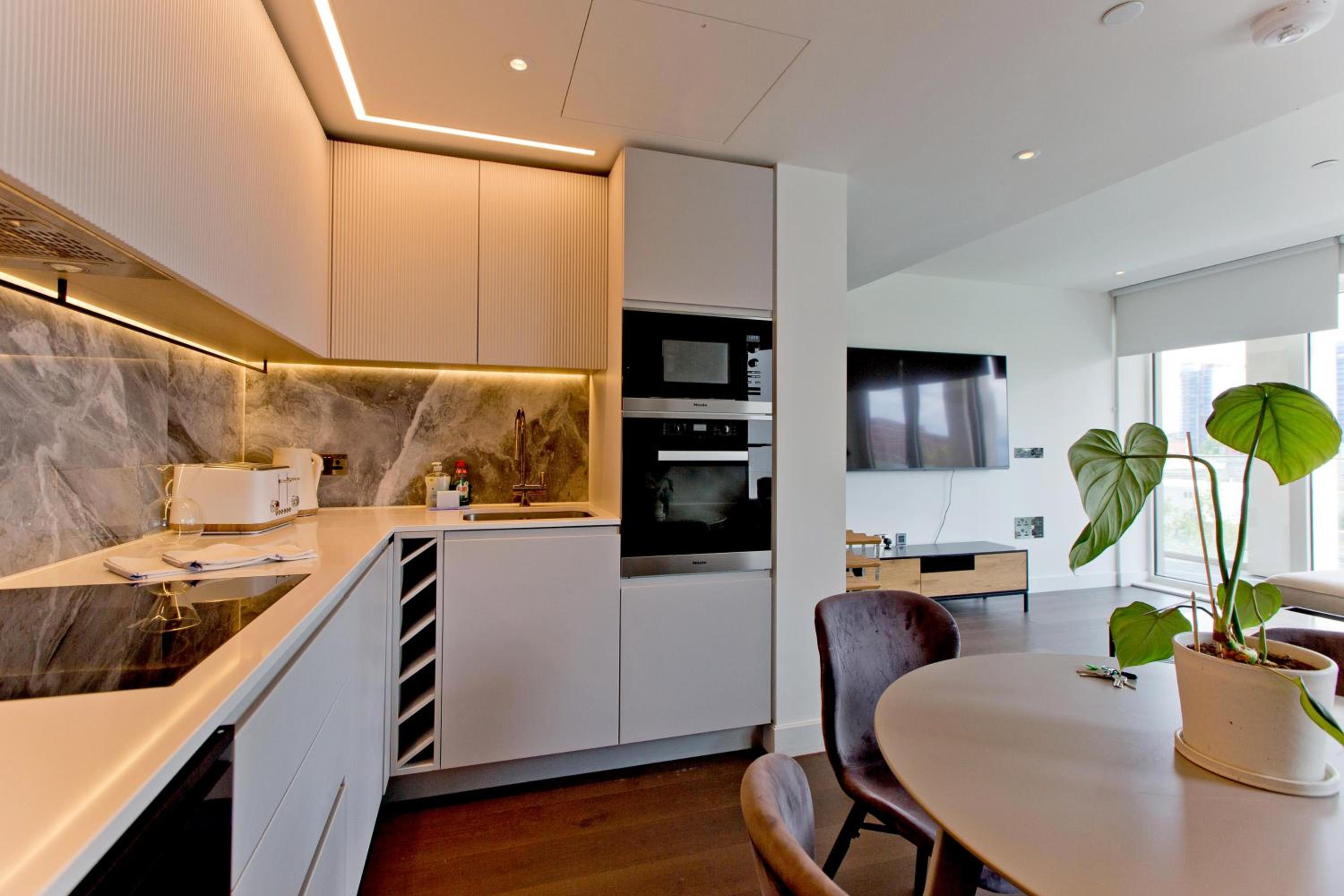 Fabulous Westfield 2 bed