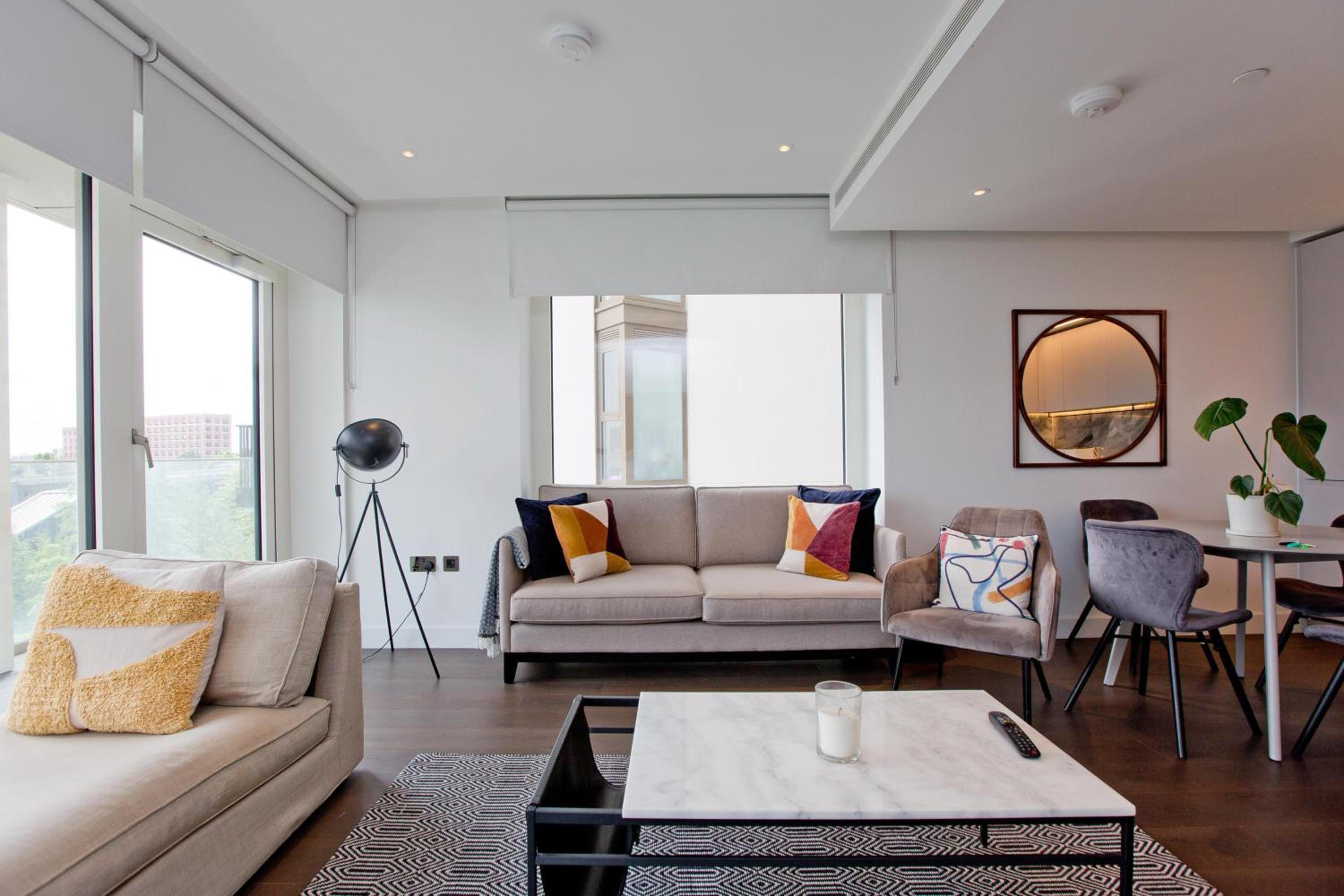 Fabulous Westfield 2 bed