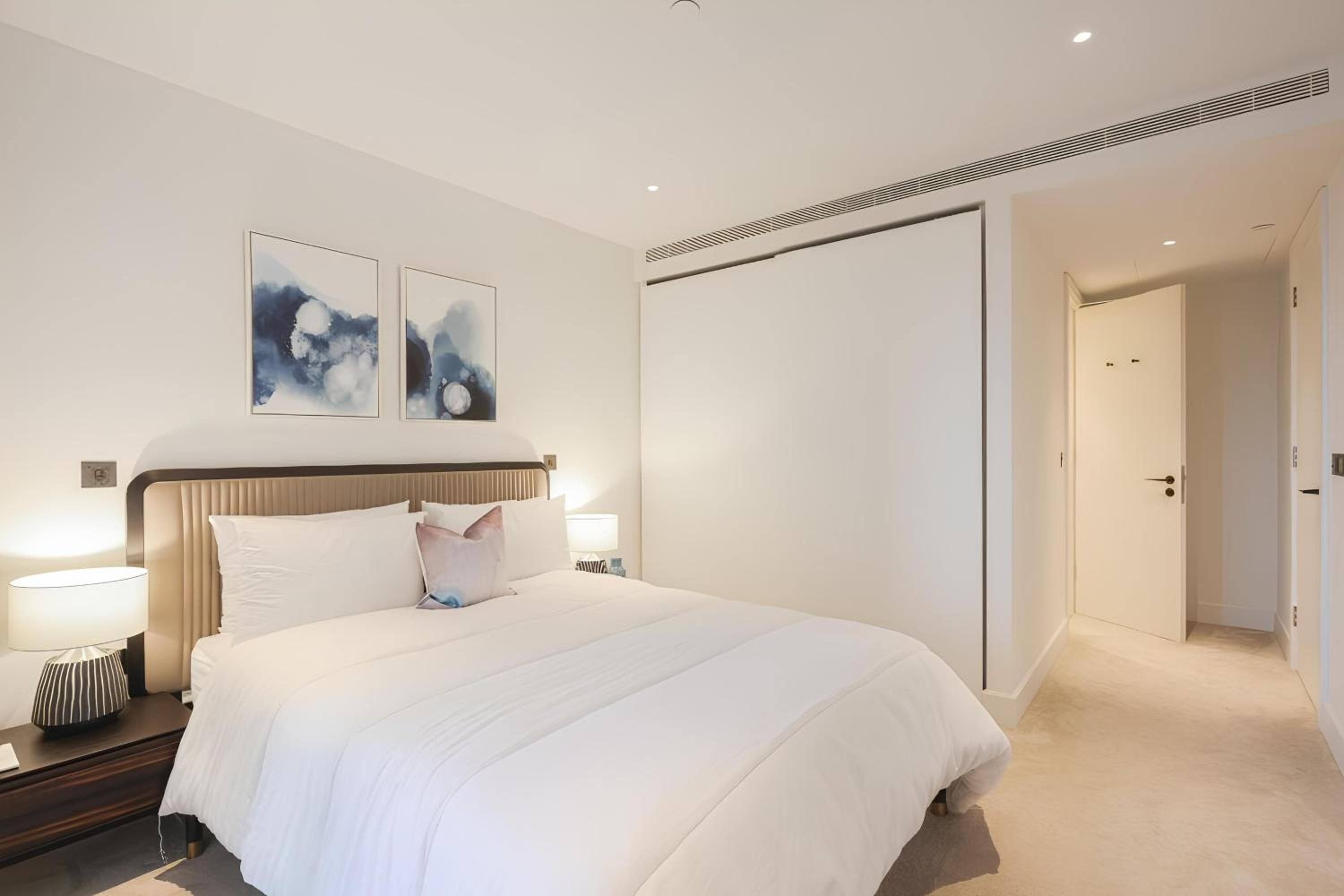 Fabulous Westfield 2 bed