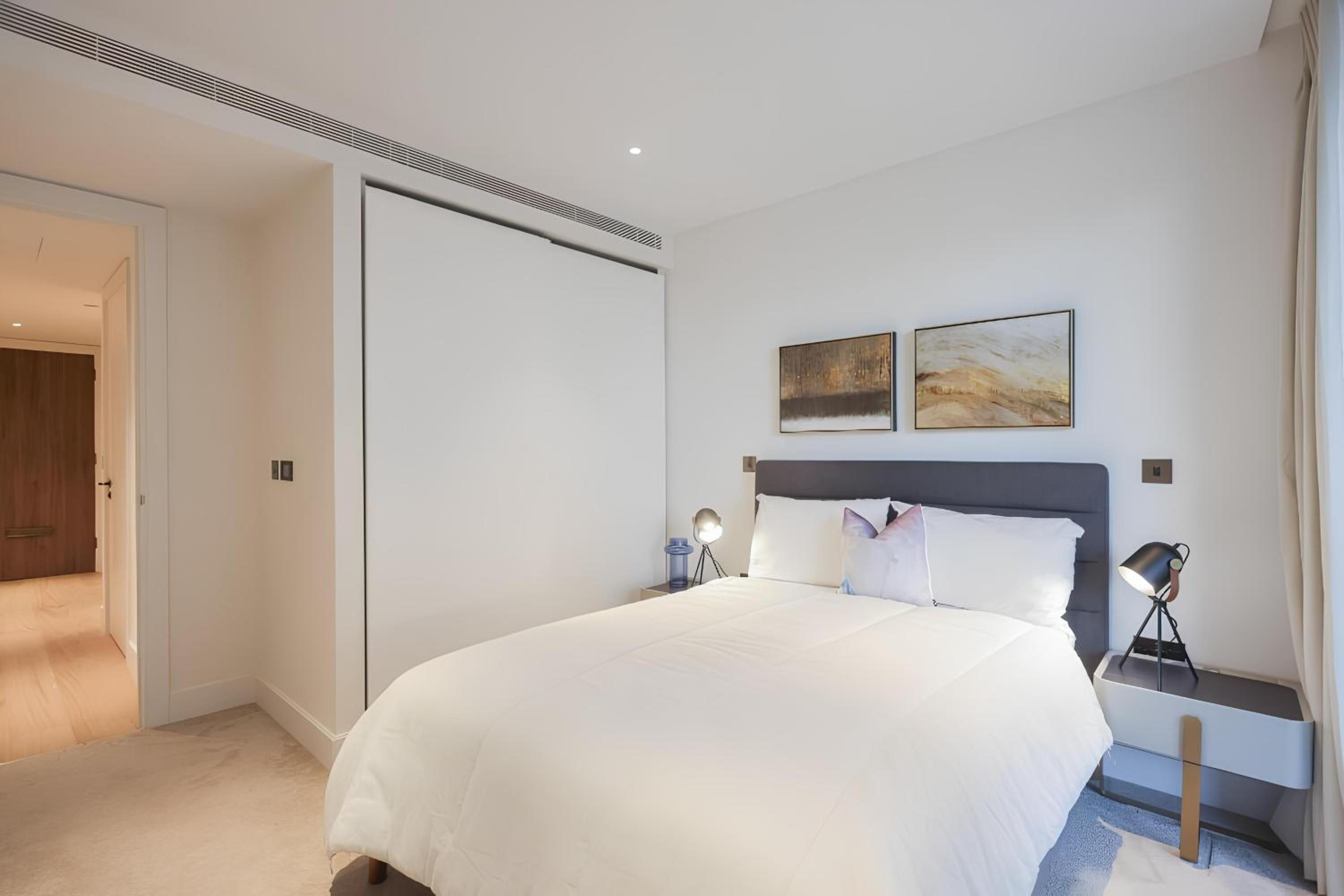 Fabulous Westfield 2 bed