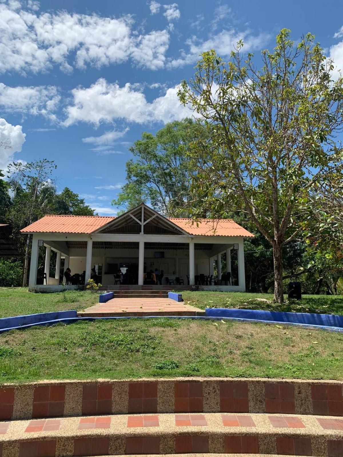 Tesoro Paradise