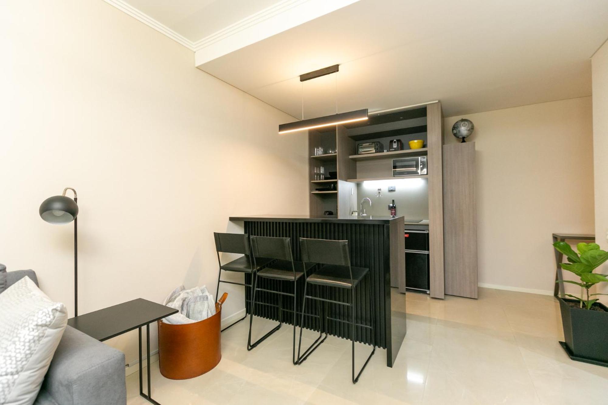 Estudio moderno exclusivo Deco Recoleta by Armani Casa