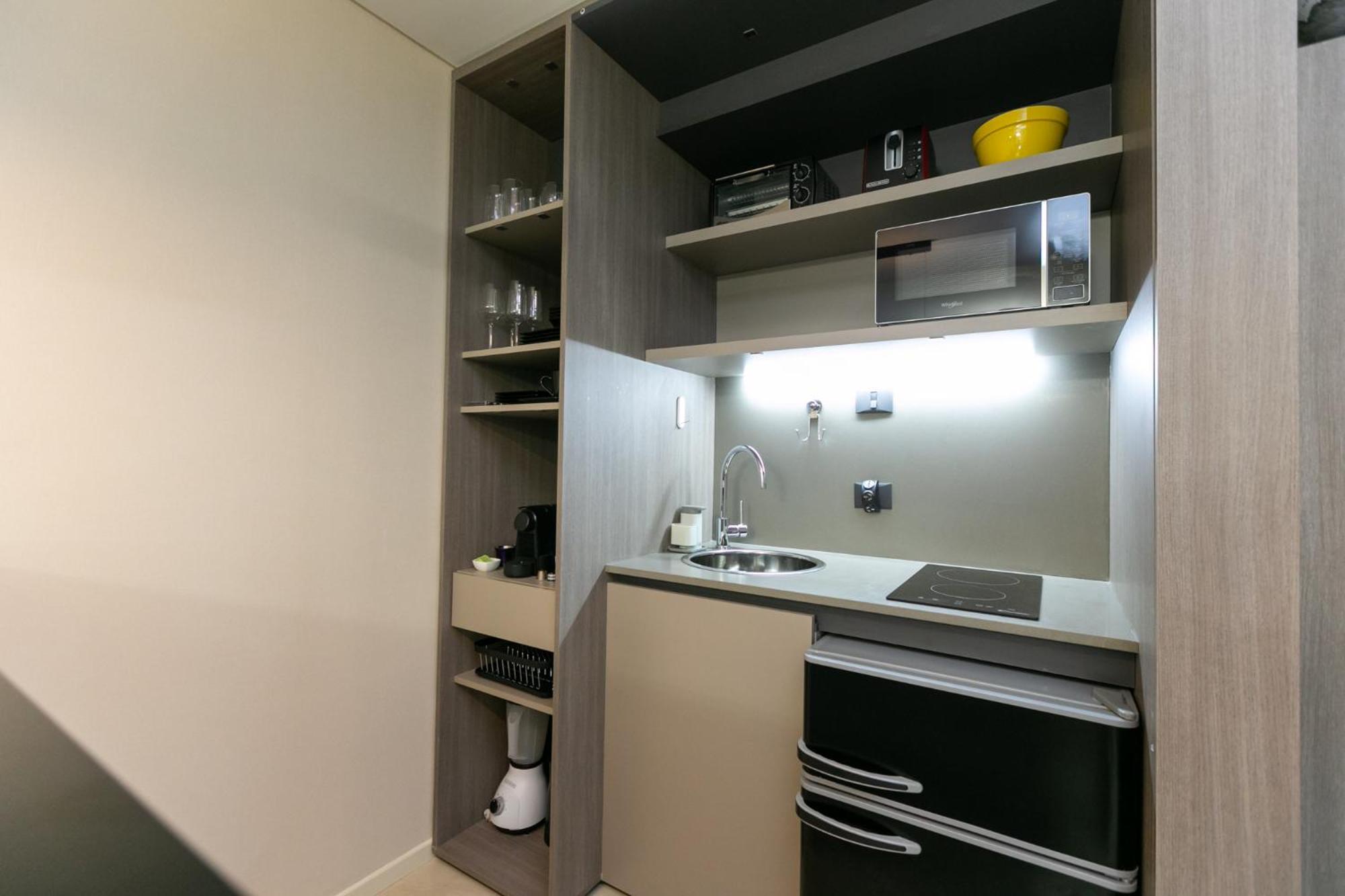 Estudio moderno exclusivo Deco Recoleta by Armani Casa