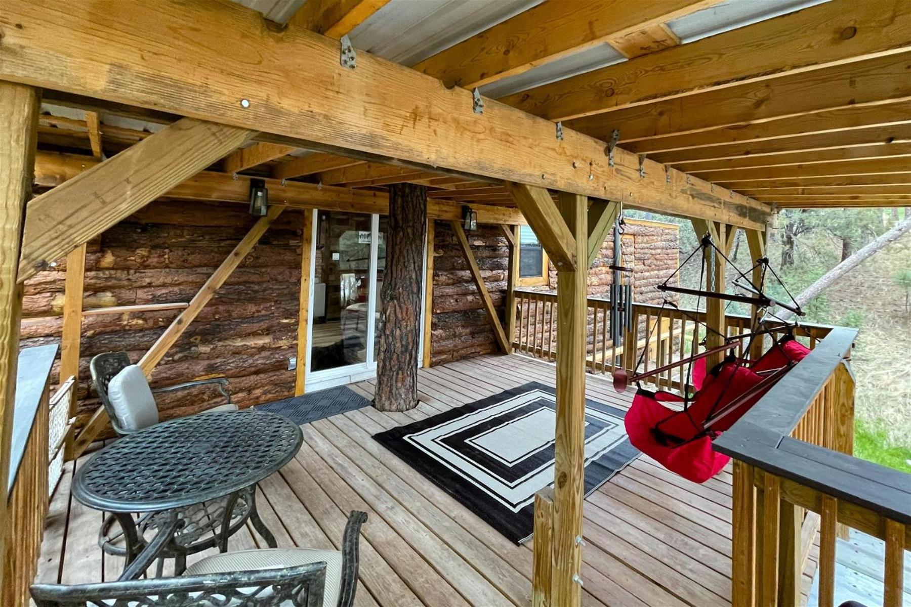 Great Little Cabin!