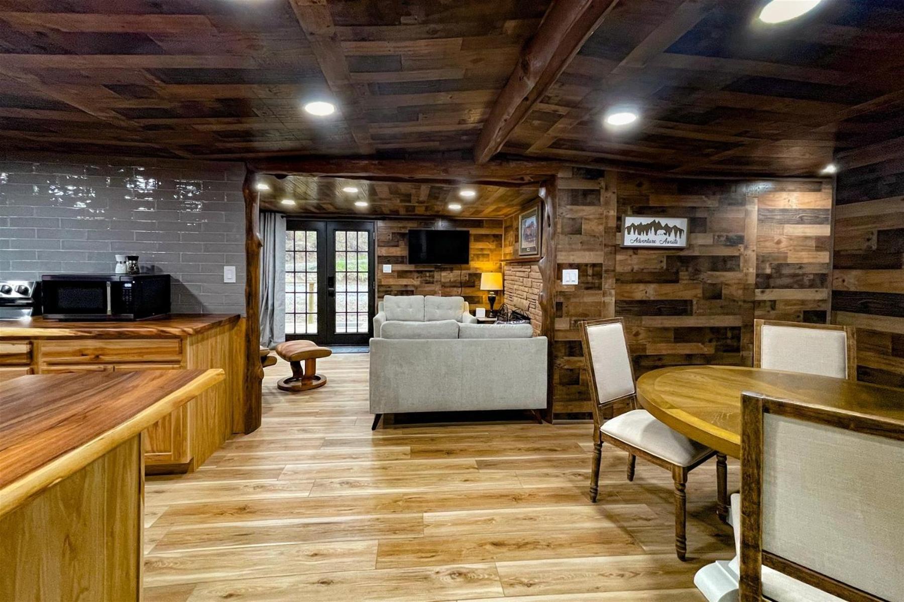 Great Little Cabin!