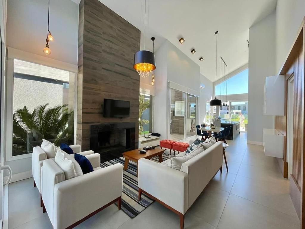 Casa Luxuosa no Condomínio Ilhas Resort