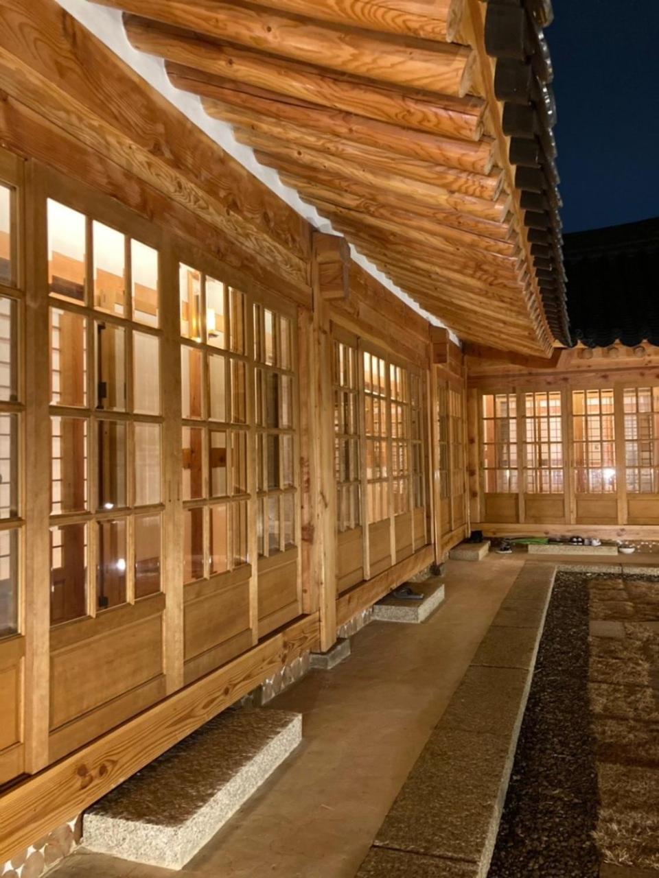 Hanok Moonstay