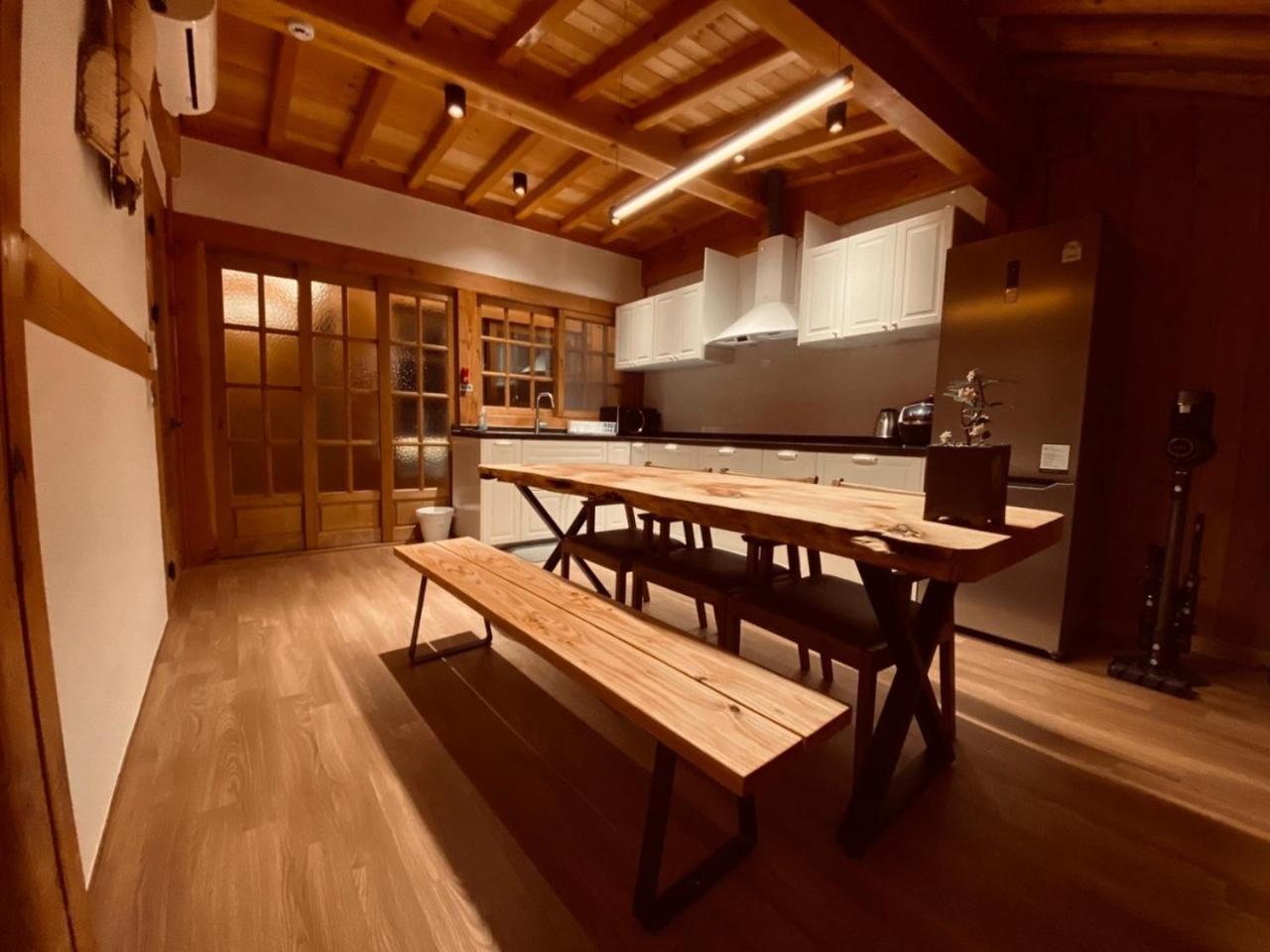 Hanok Moonstay
