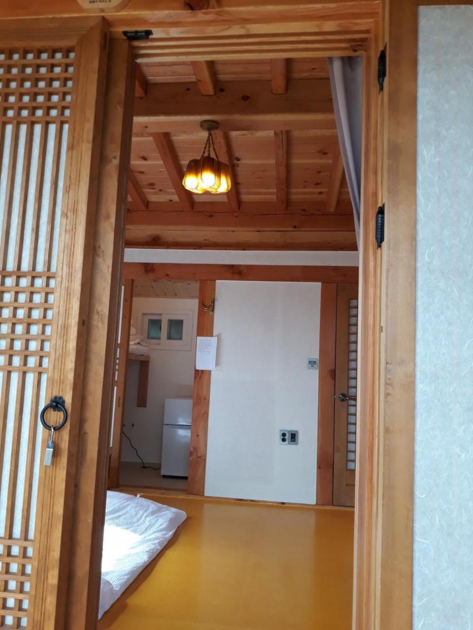 Hanok Moonstay