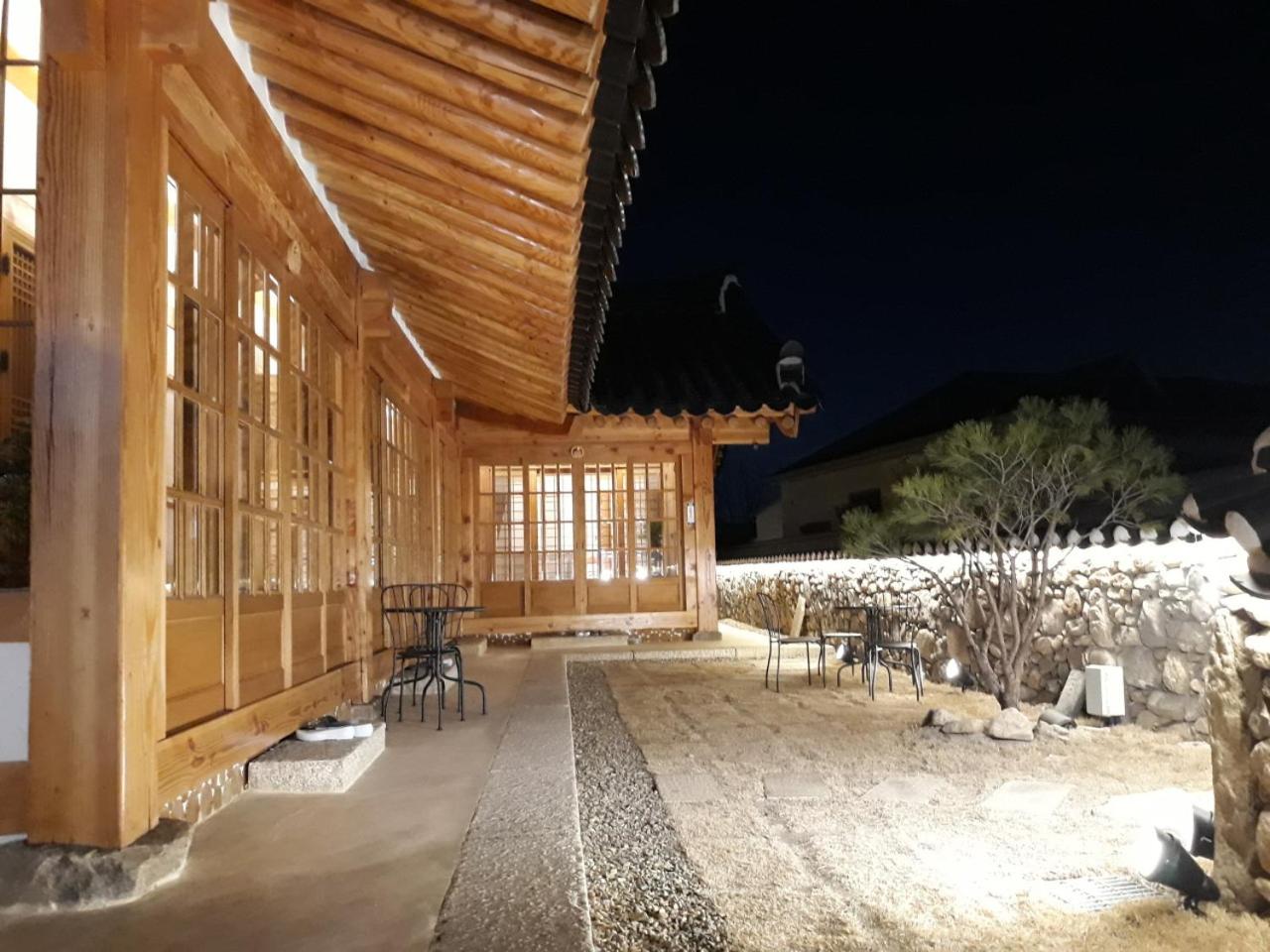 Hanok Moonstay