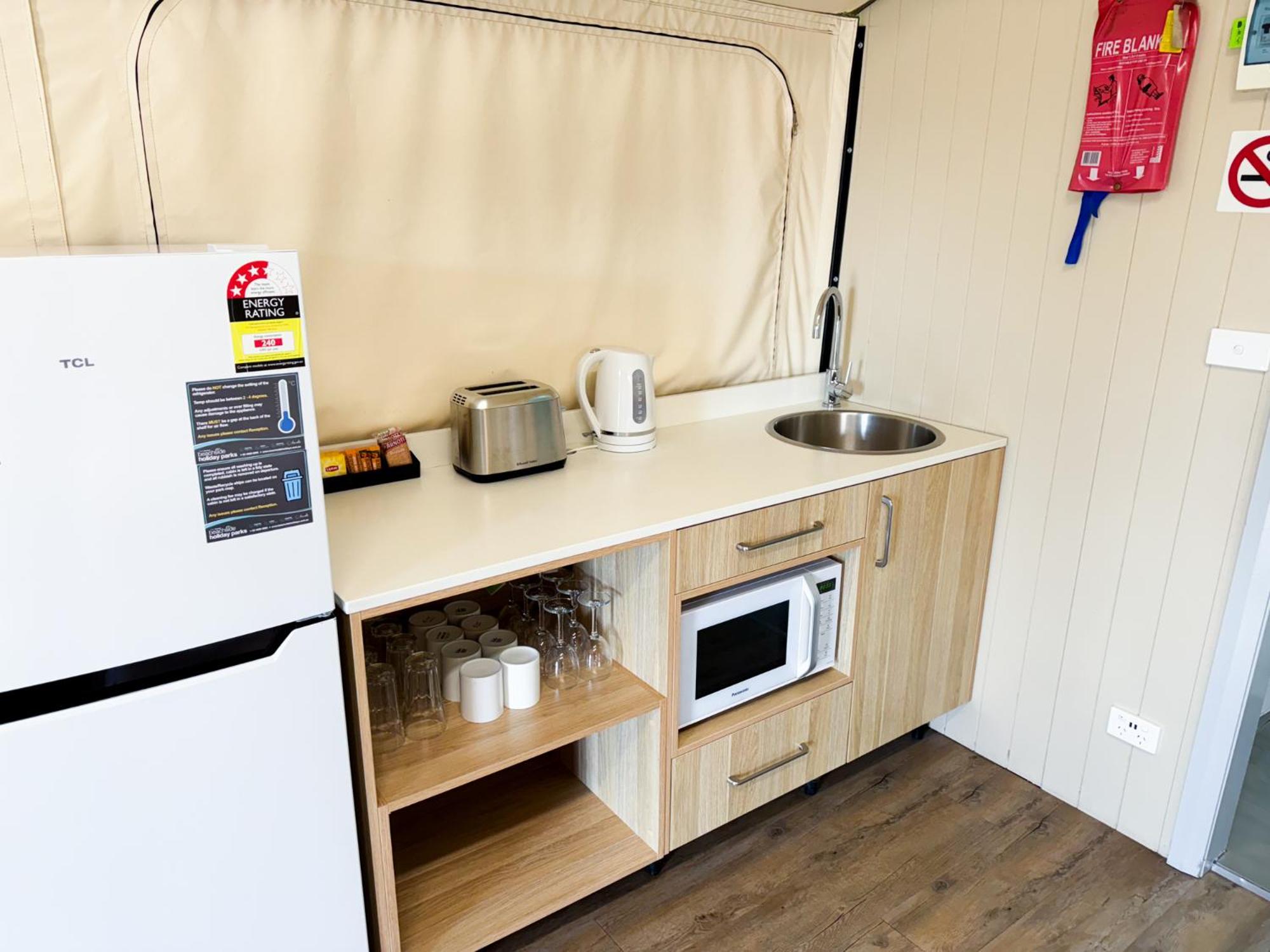 Shoal Bay Holiday Park