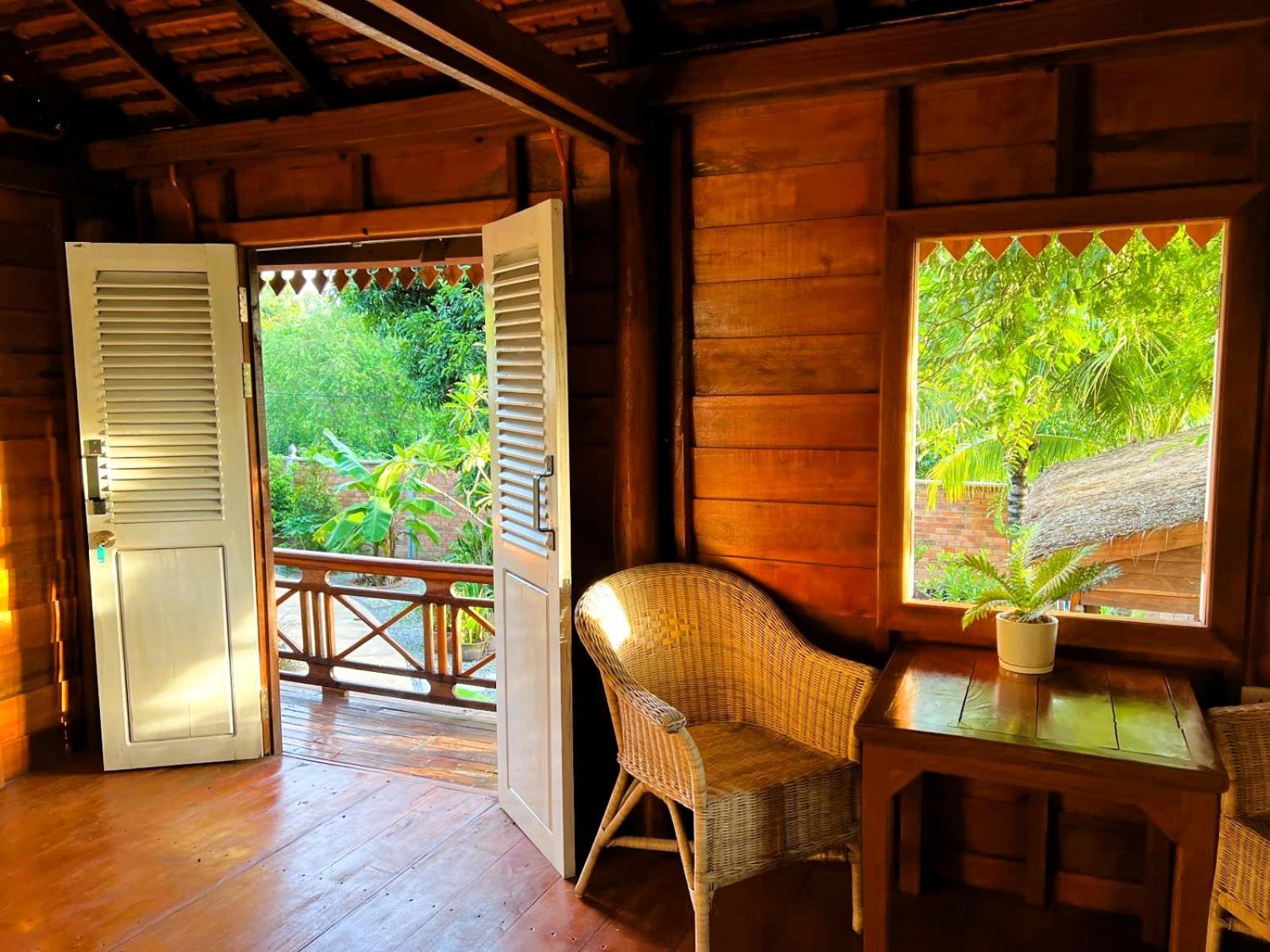 Moon & Shama - Vegan Homestay view 3