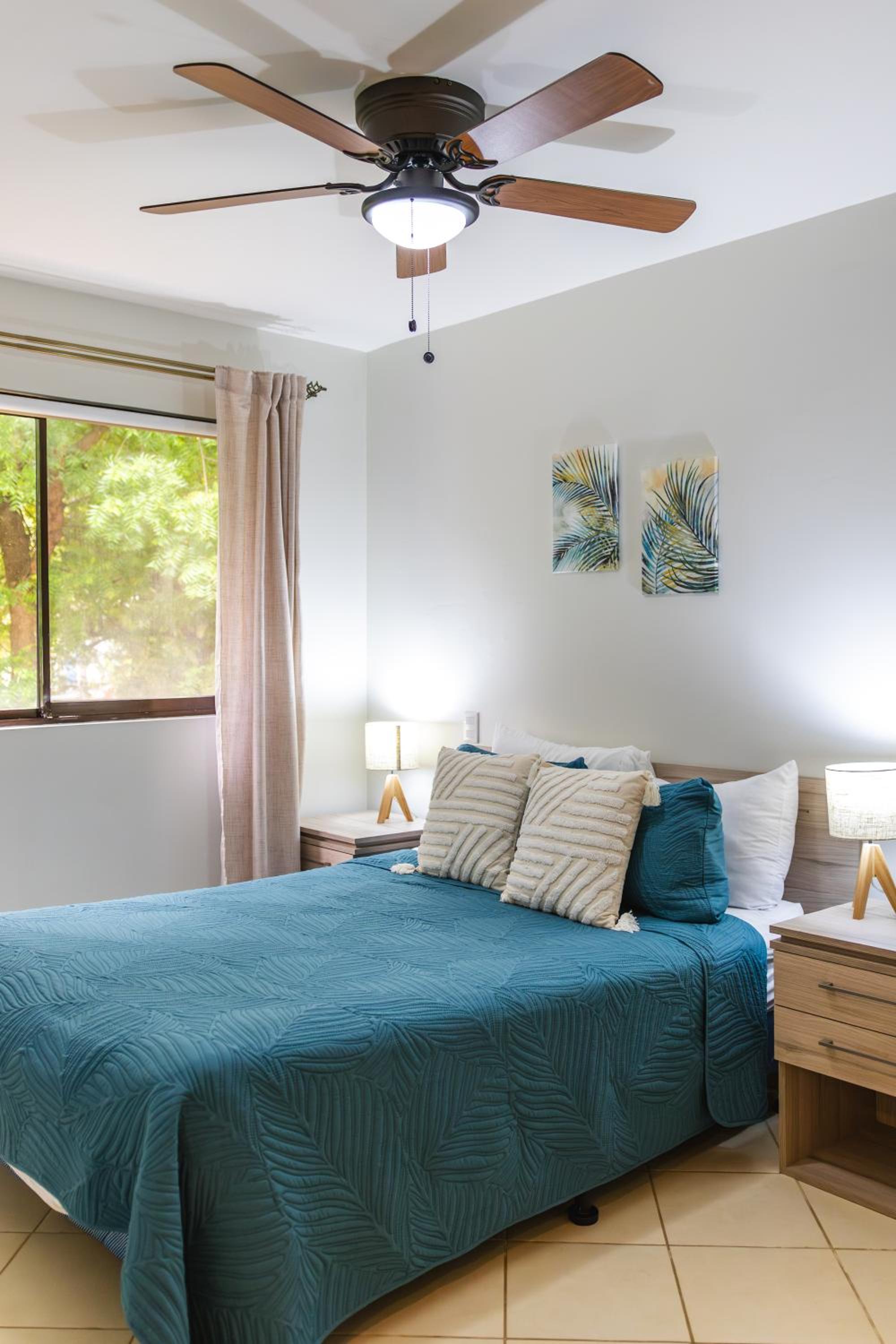 Beach Dreaming Second Floor Condo With Rooftop