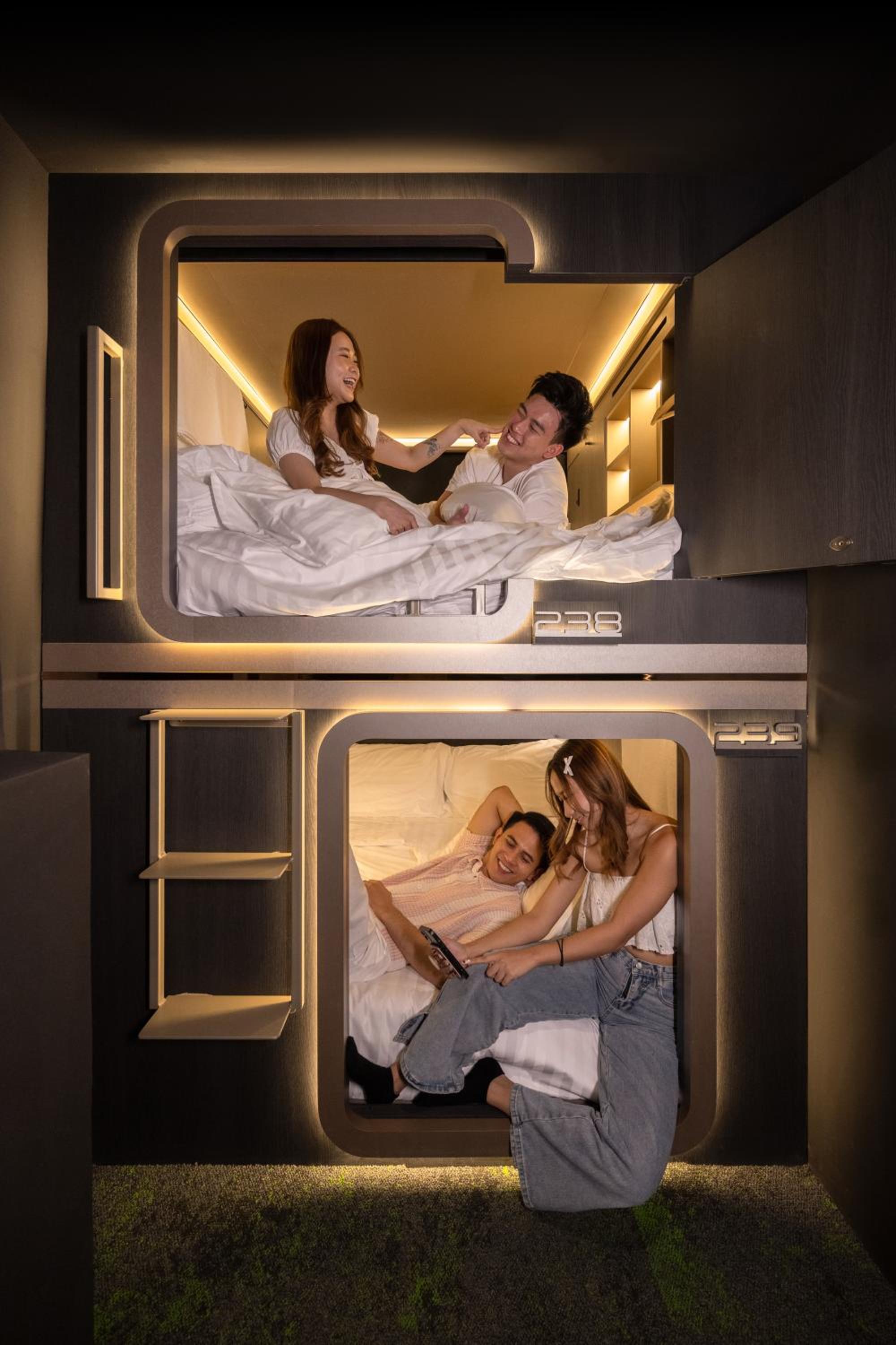 Cube Social Boutique Capsule Hotel at Boat Quay