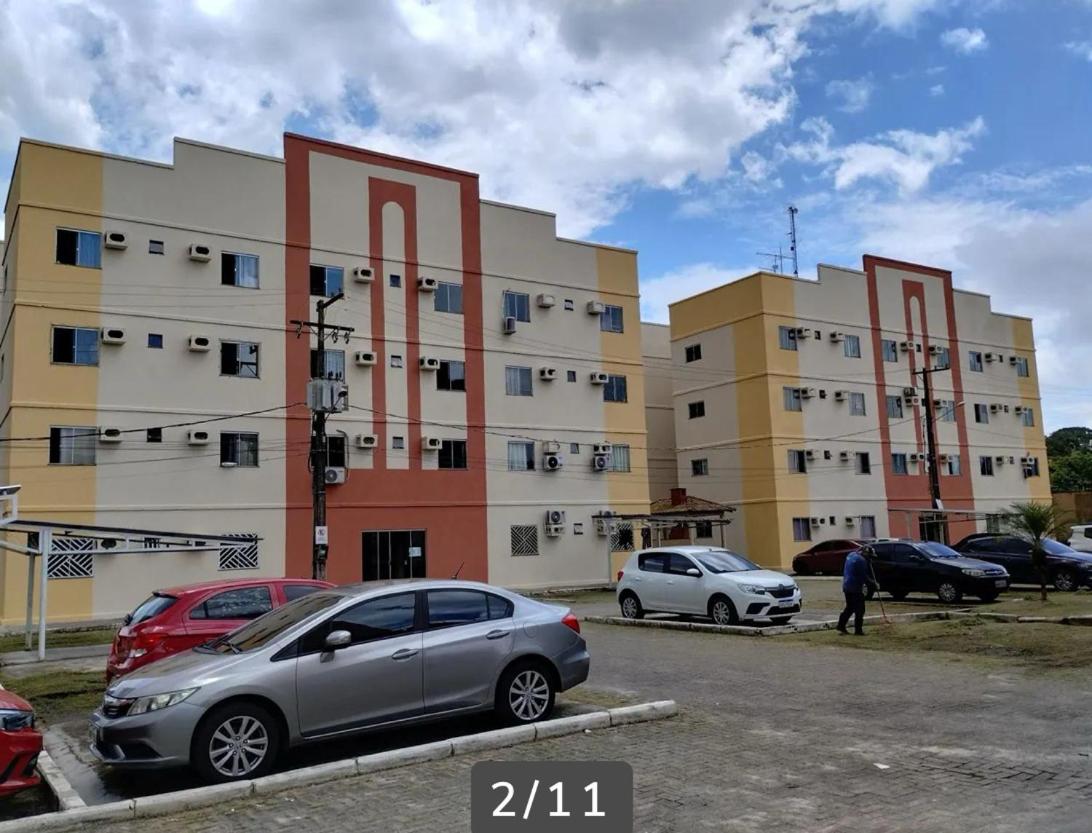 Apartamento em Belém do Pará-Próximo Mangueirão-Hangar-Parque shopping e Grão Pará-Aeroporto-Portaria 24h-Garagem-2 Andar escadas