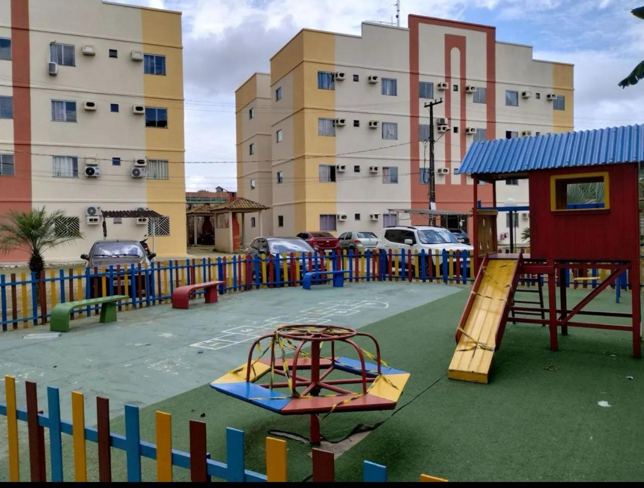 Apartamento em Belém do Pará-Próximo Mangueirão-Hangar-Parque shopping e Grão Pará-Aeroporto-Portaria 24h-Garagem-2 Andar escadas