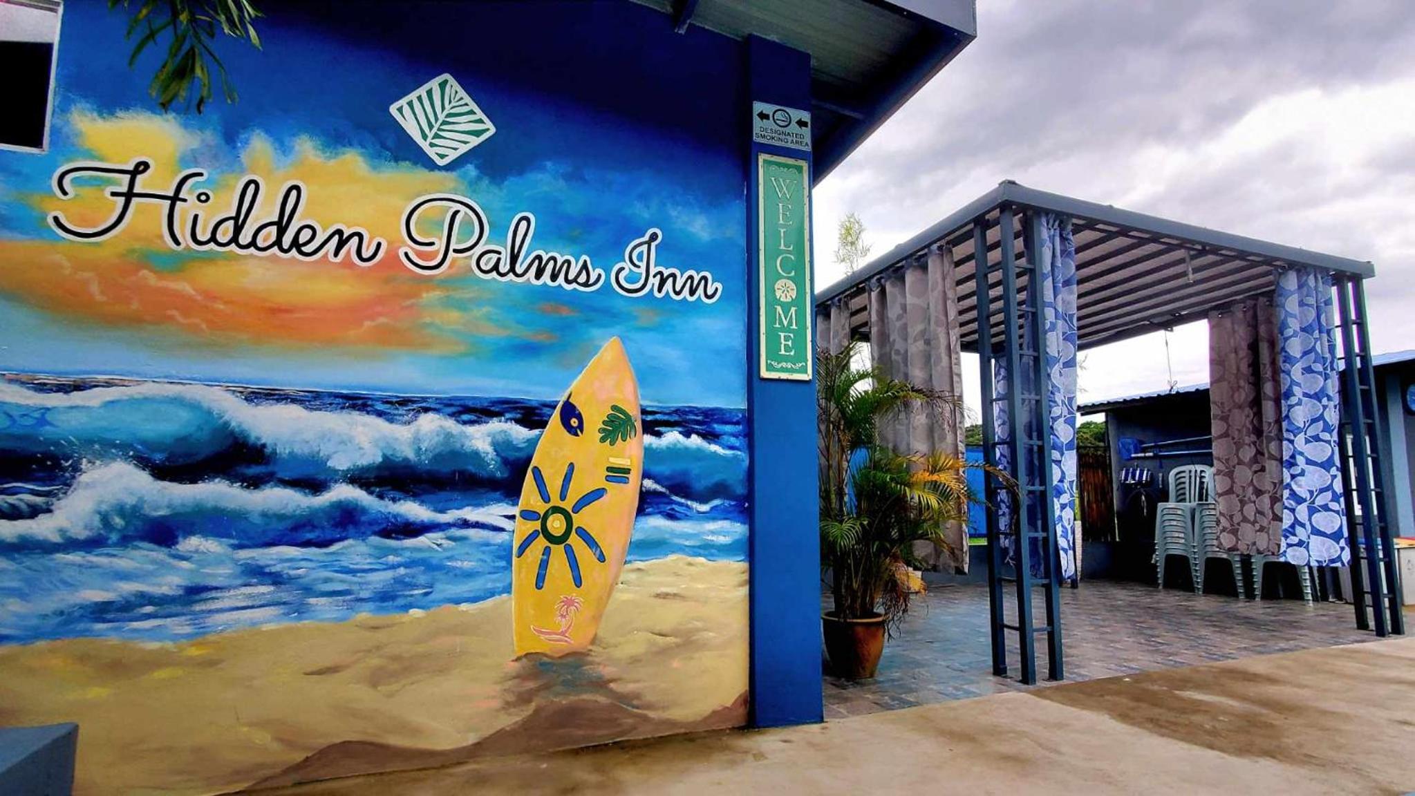 Hidden Palms Inn/Resort La Union