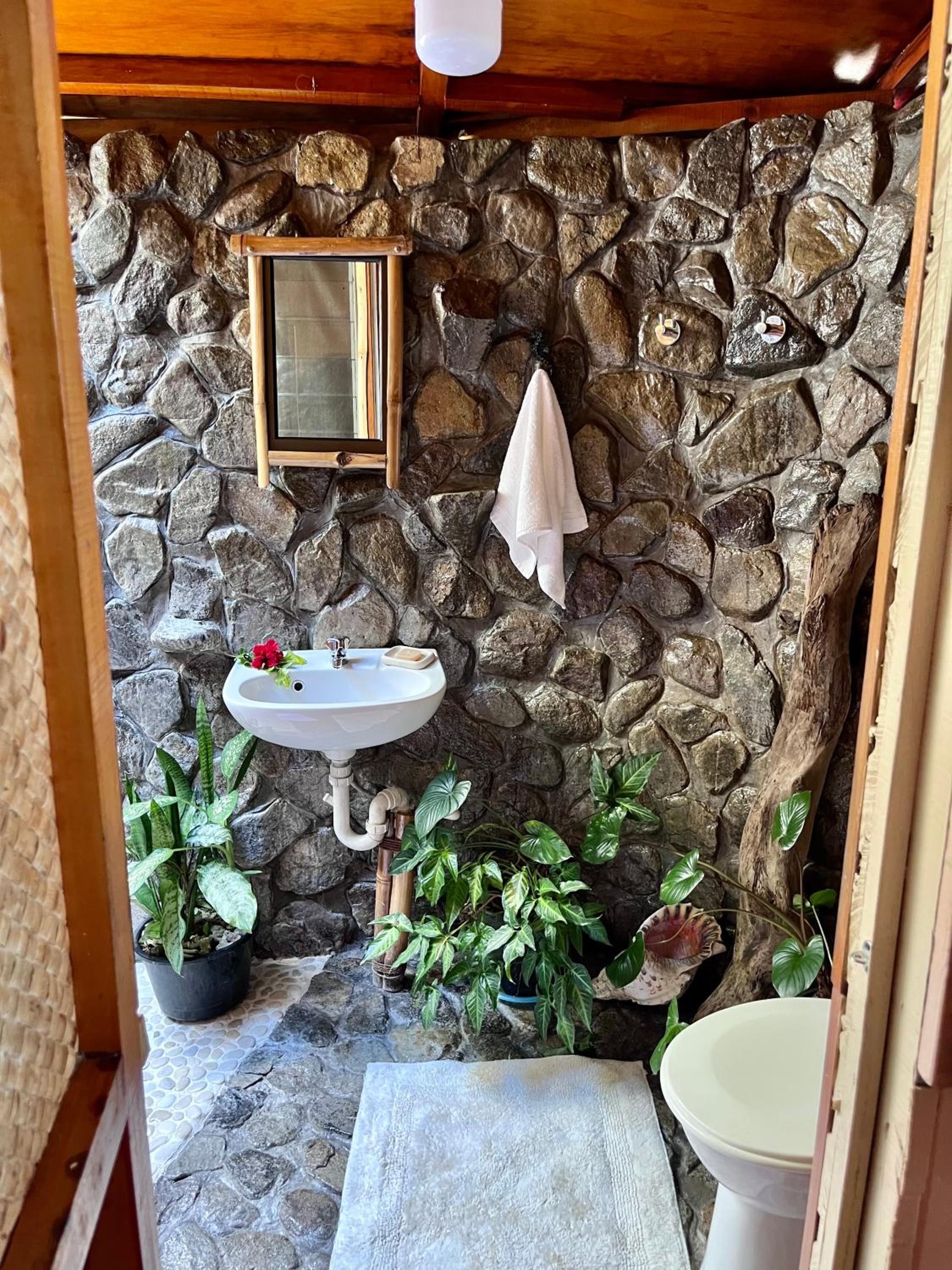Naveria Heights Lodge