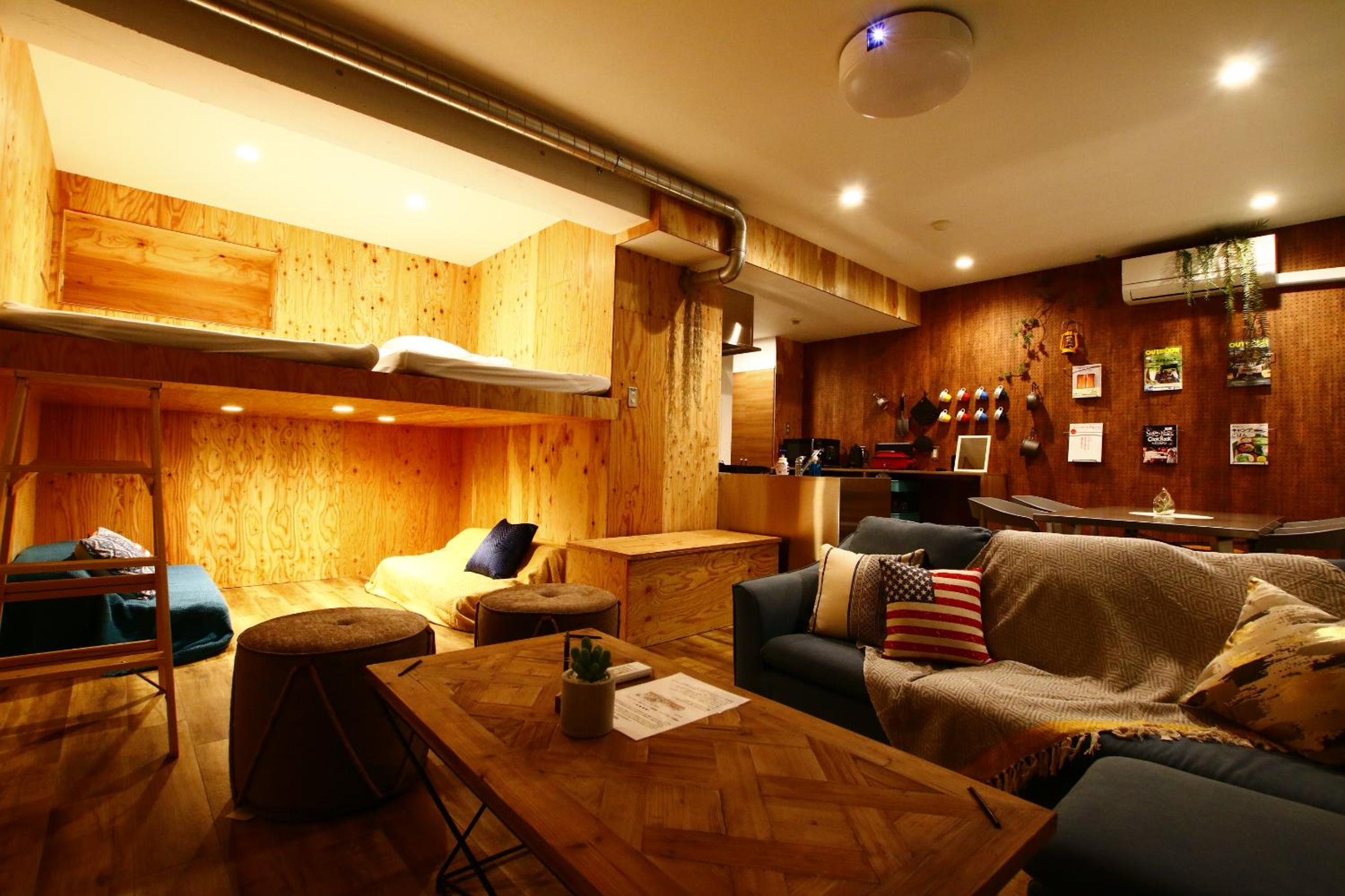 365BASE outdoor hostel