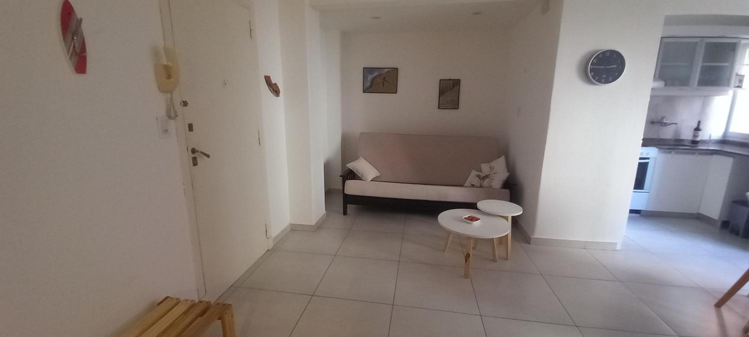 Playa Grande 2 ambientes en Peña y Alem, enero y febrero de sábado a sábado solo familias y parejas