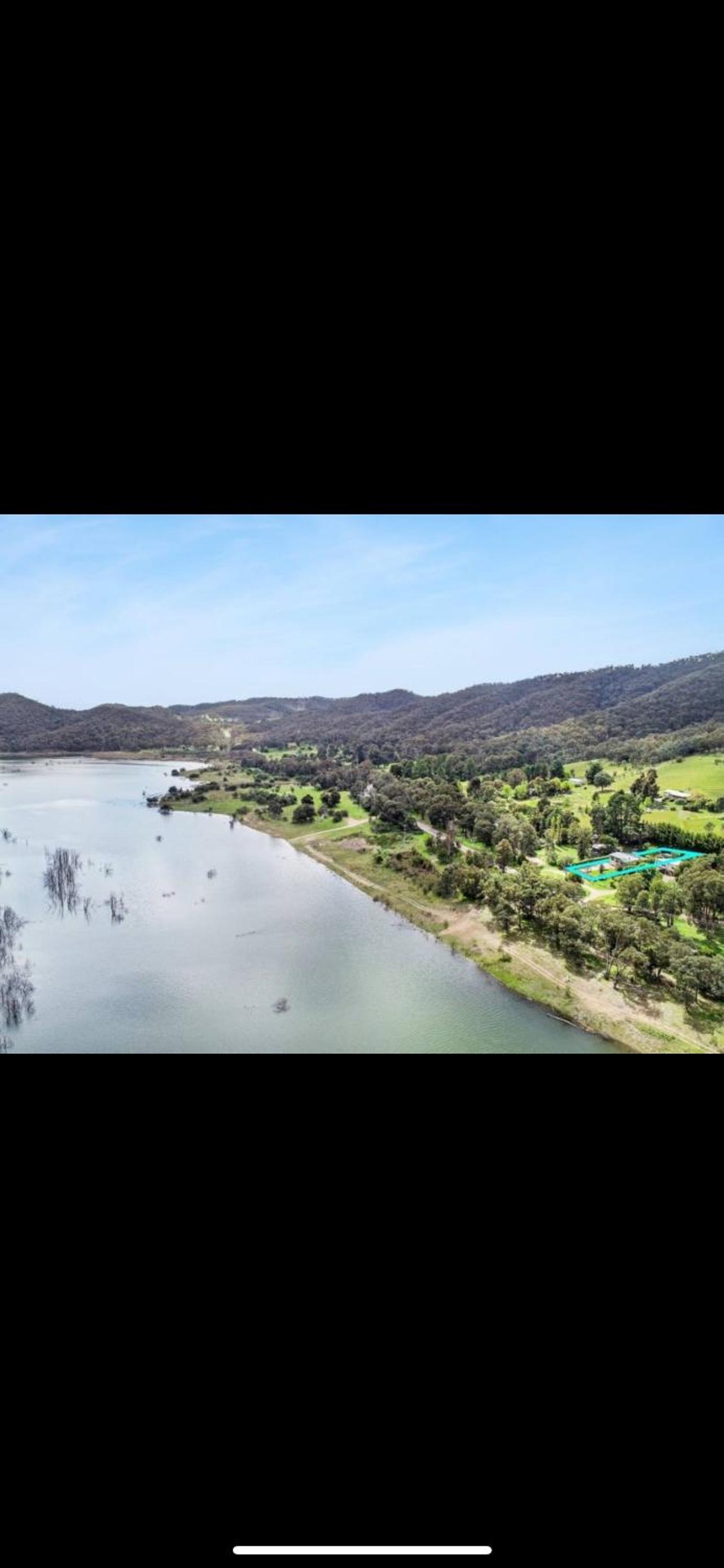 Jamieson Lake Home