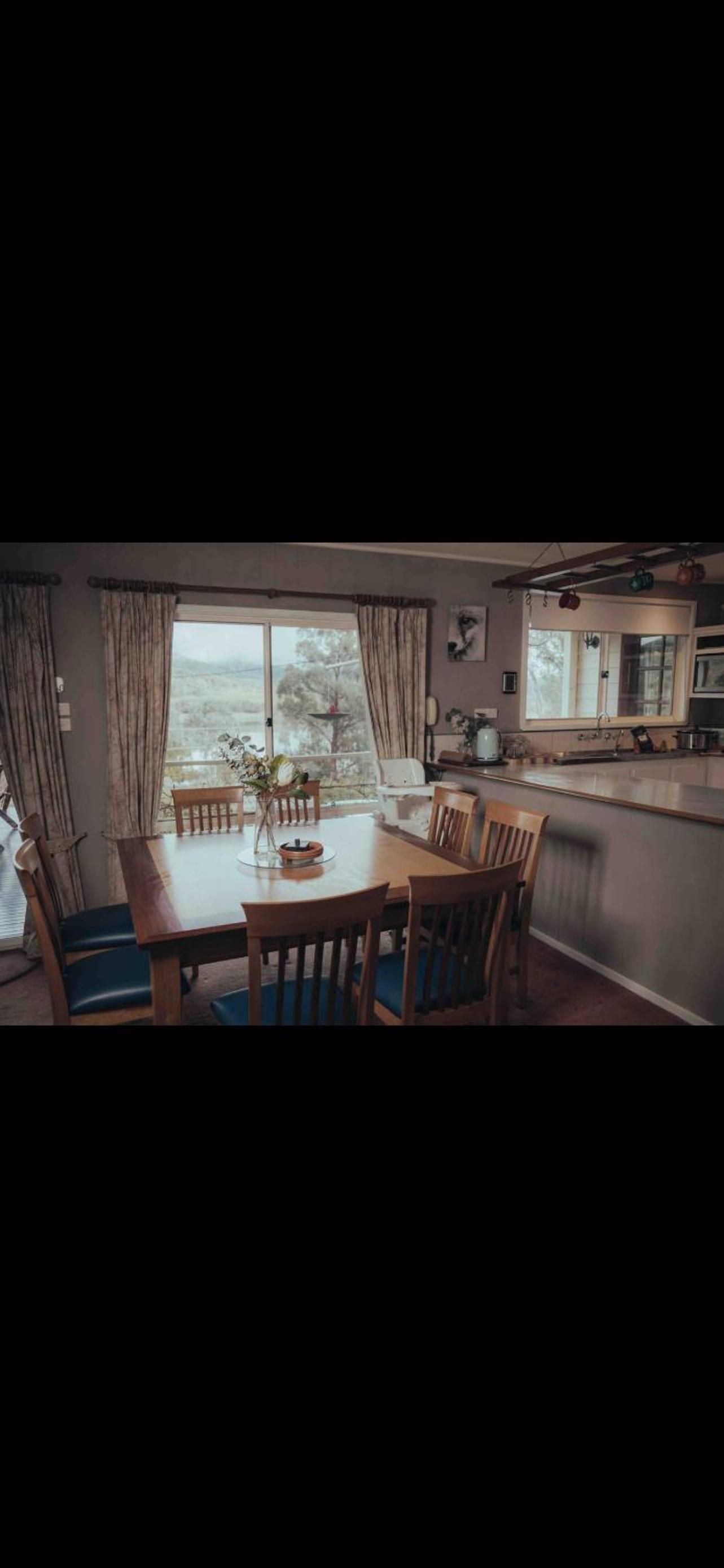 Jamieson Lake Home