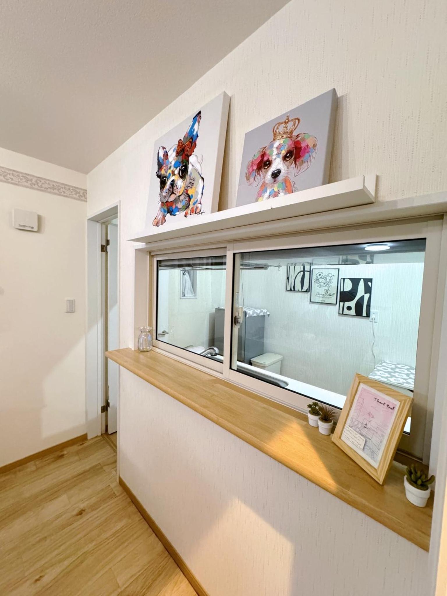 Spirited Away Entire House for 10 &Near Public Transport 5 min Walk&Direct to Osaka Castle Shinsaibashi Umeda &Free Parking &Near Shopping Street