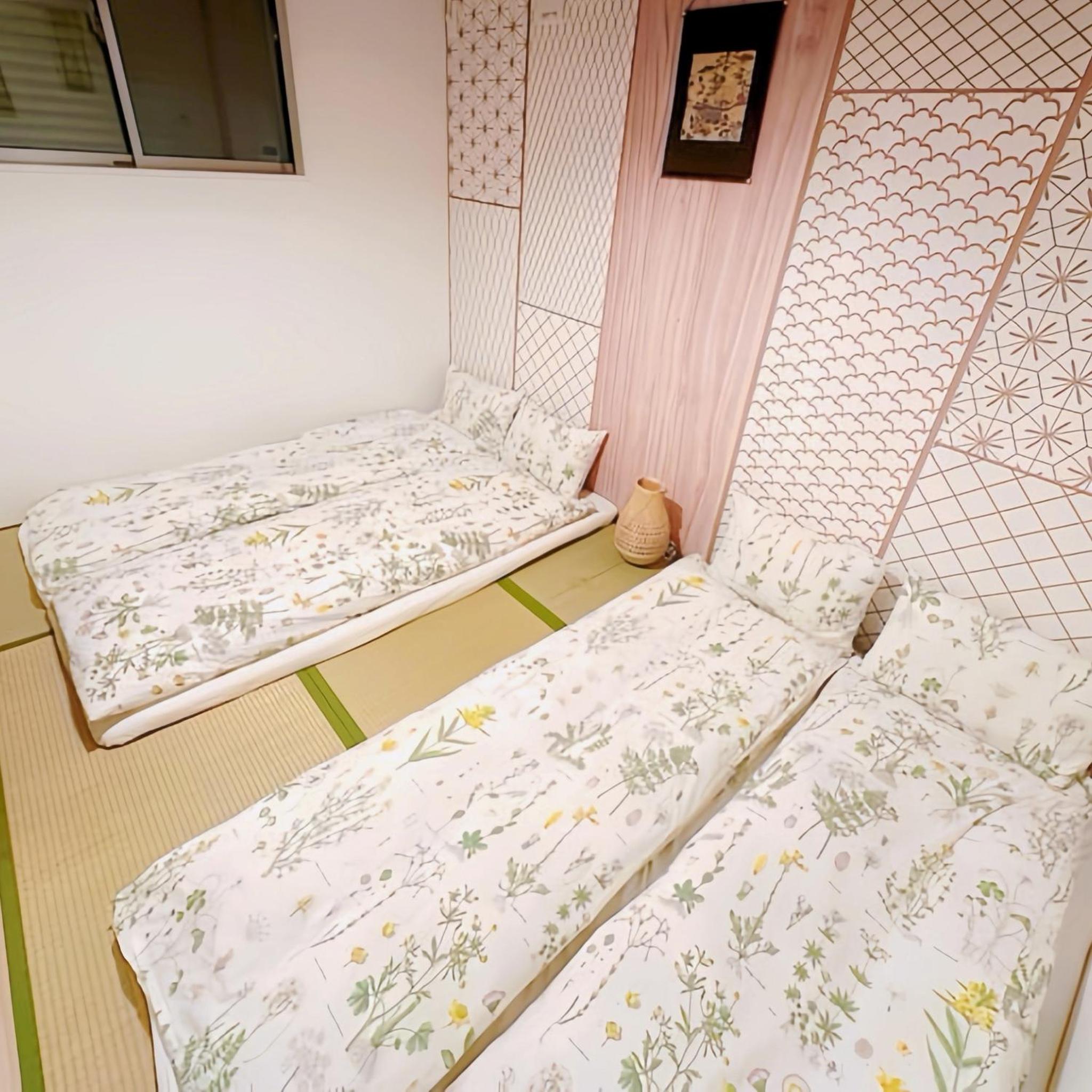 Spirited Away Entire House for 10 &Near Public Transport 5 min Walk&Direct to Osaka Castle Shinsaibashi Umeda &Free Parking &Near Shopping Street