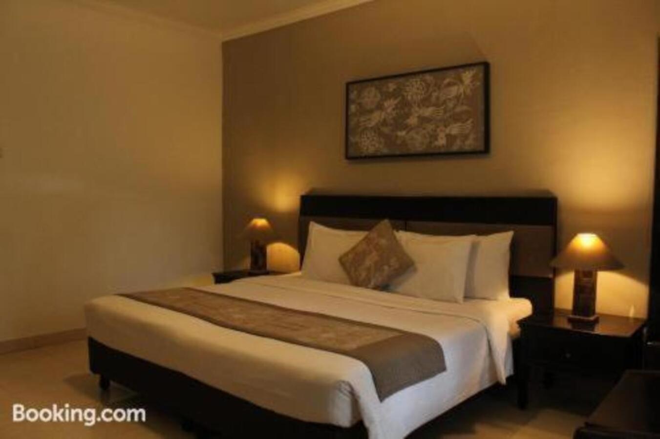 Sarinande Hotel