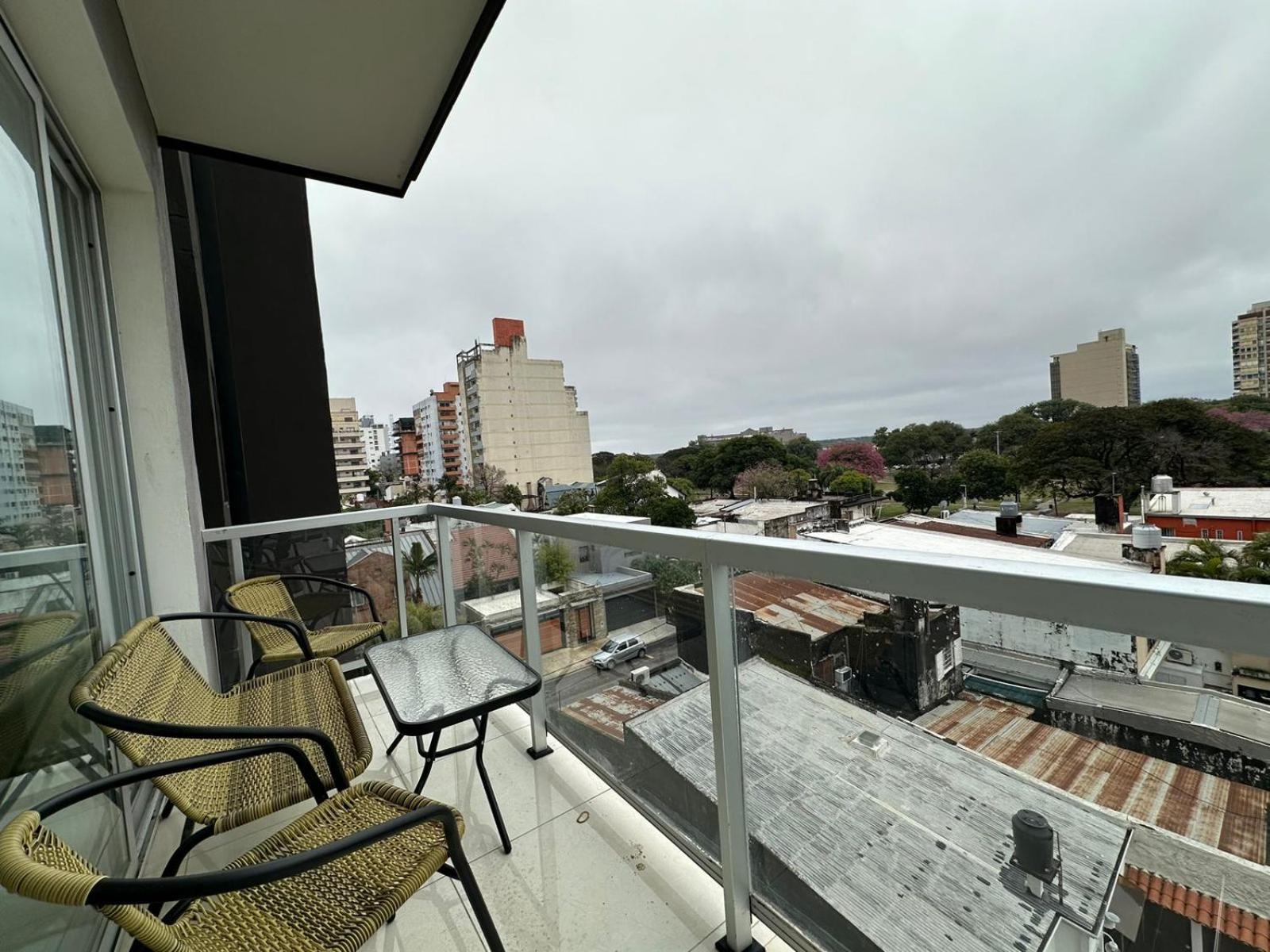 DEPARTAMENTO MODERNO y LUJOSO