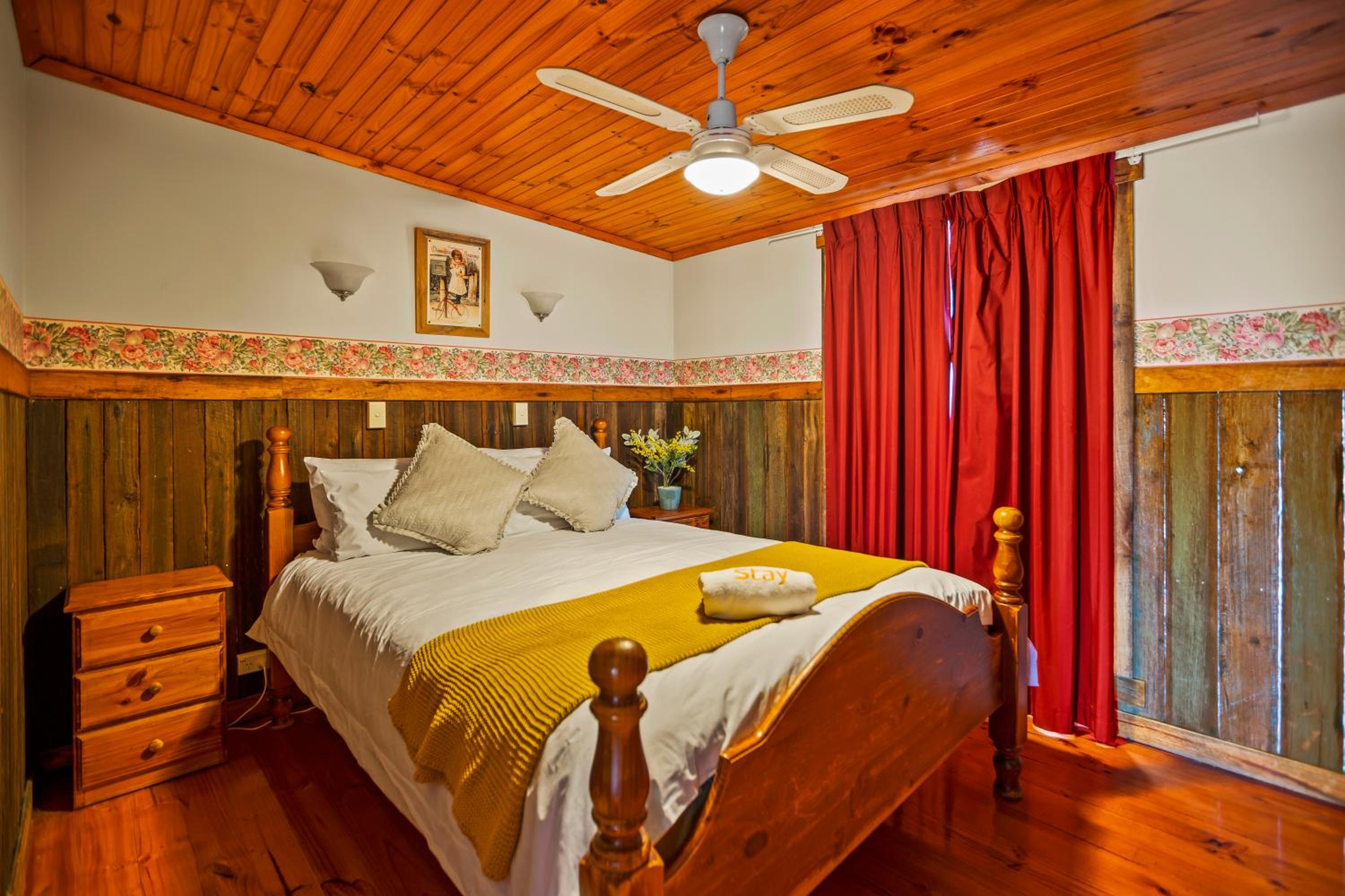 StayAU Cedar Lodge 3BR Quaint Countryside Cottage