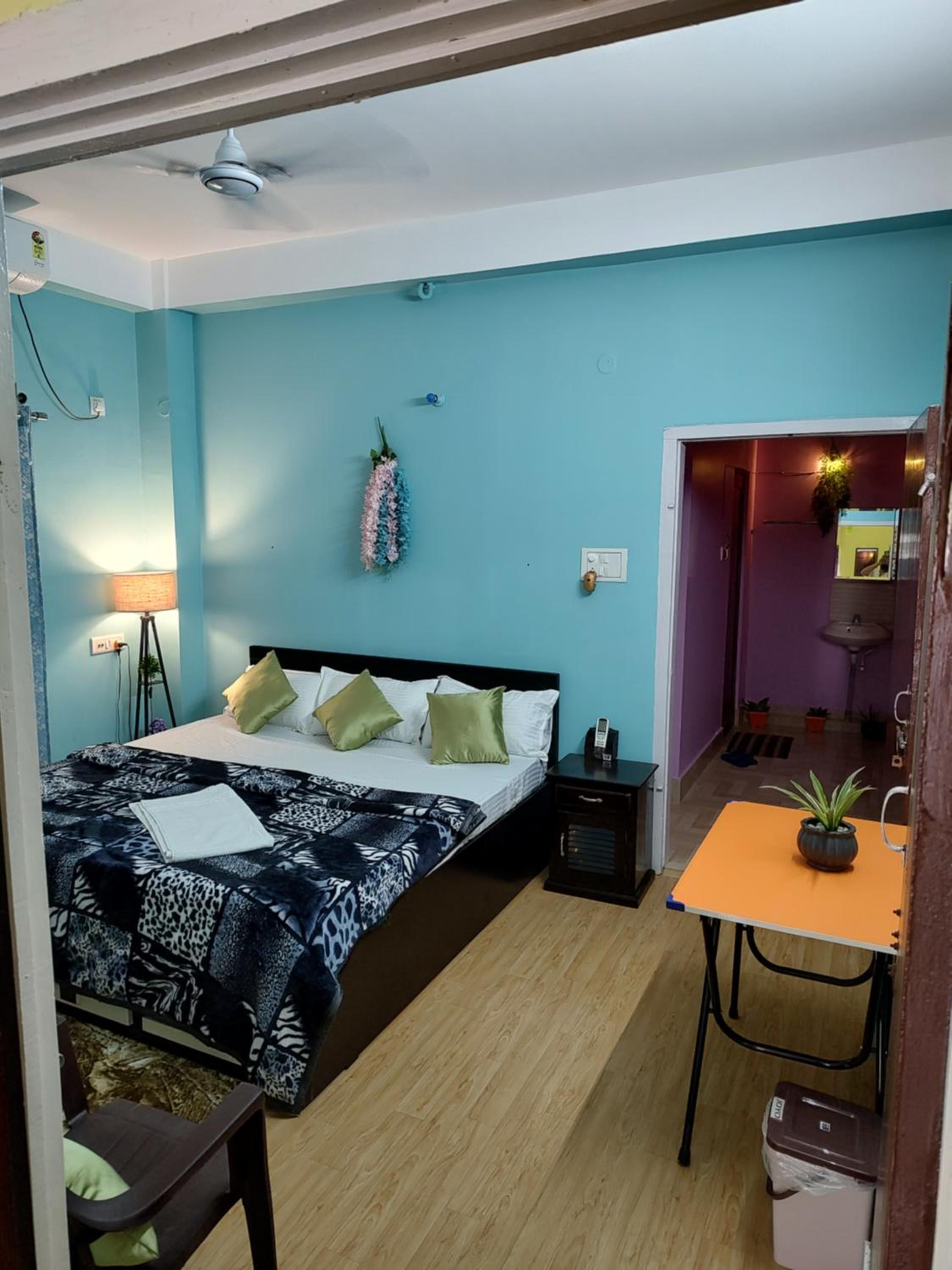 hotel room