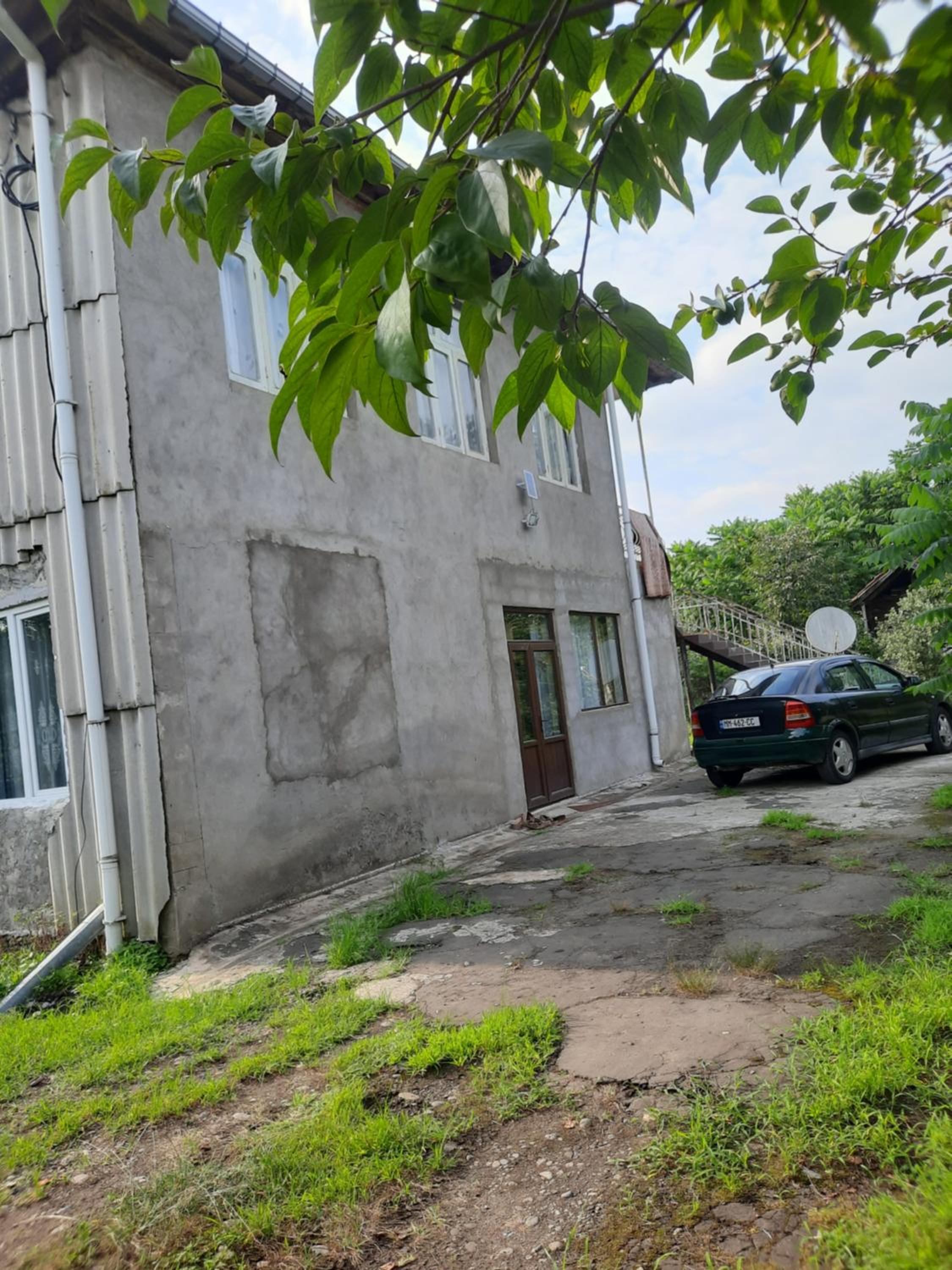 Guruli sakhli Nena view 2
