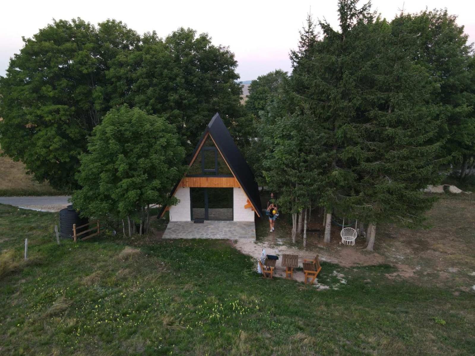 Photo 18