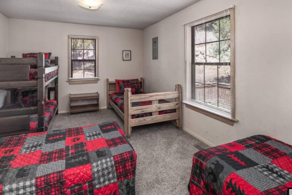 Coronado, Cabin at Ruidoso, with Forest View view 5