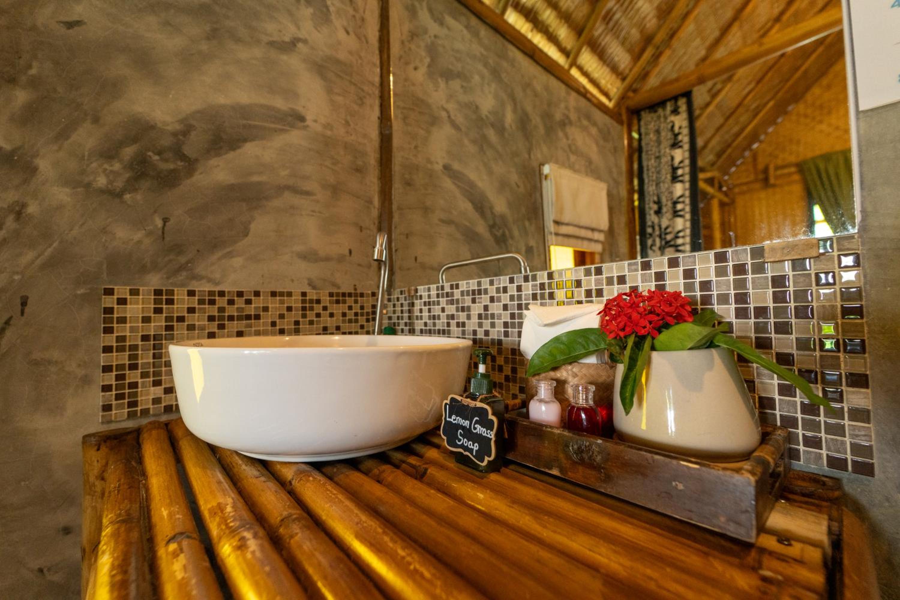 Photo 142