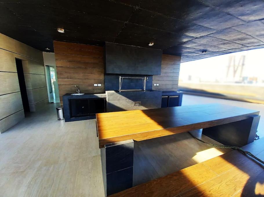 6A - Lujoso Penthouse con Amplia Terraza - Equipetrol, Sirari
