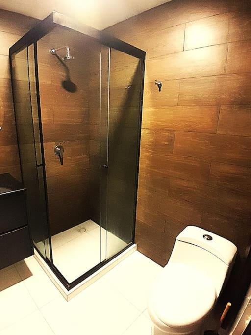 6A - Lujoso Penthouse con Amplia Terraza - Equipetrol, Sirari