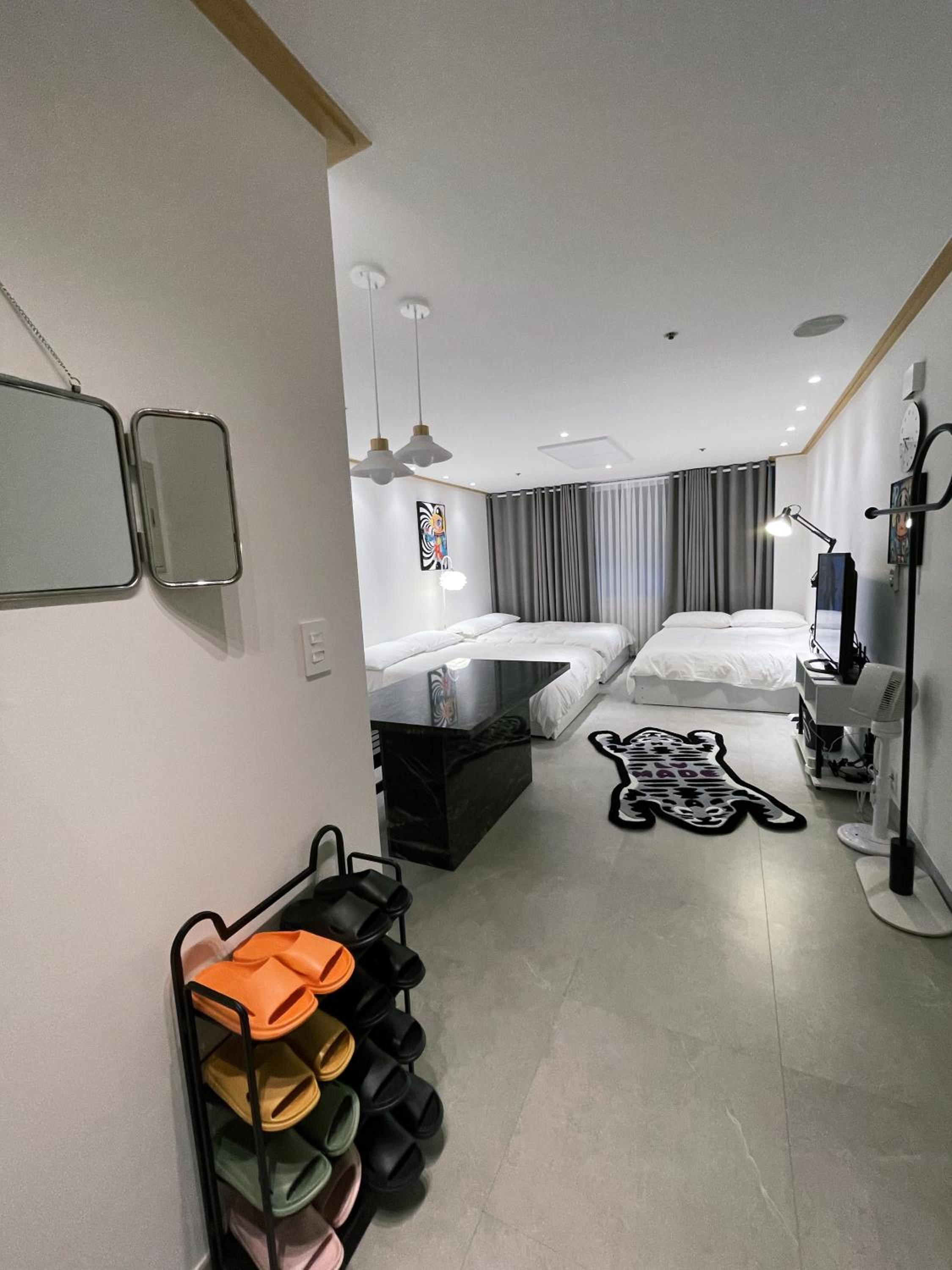 hotel room