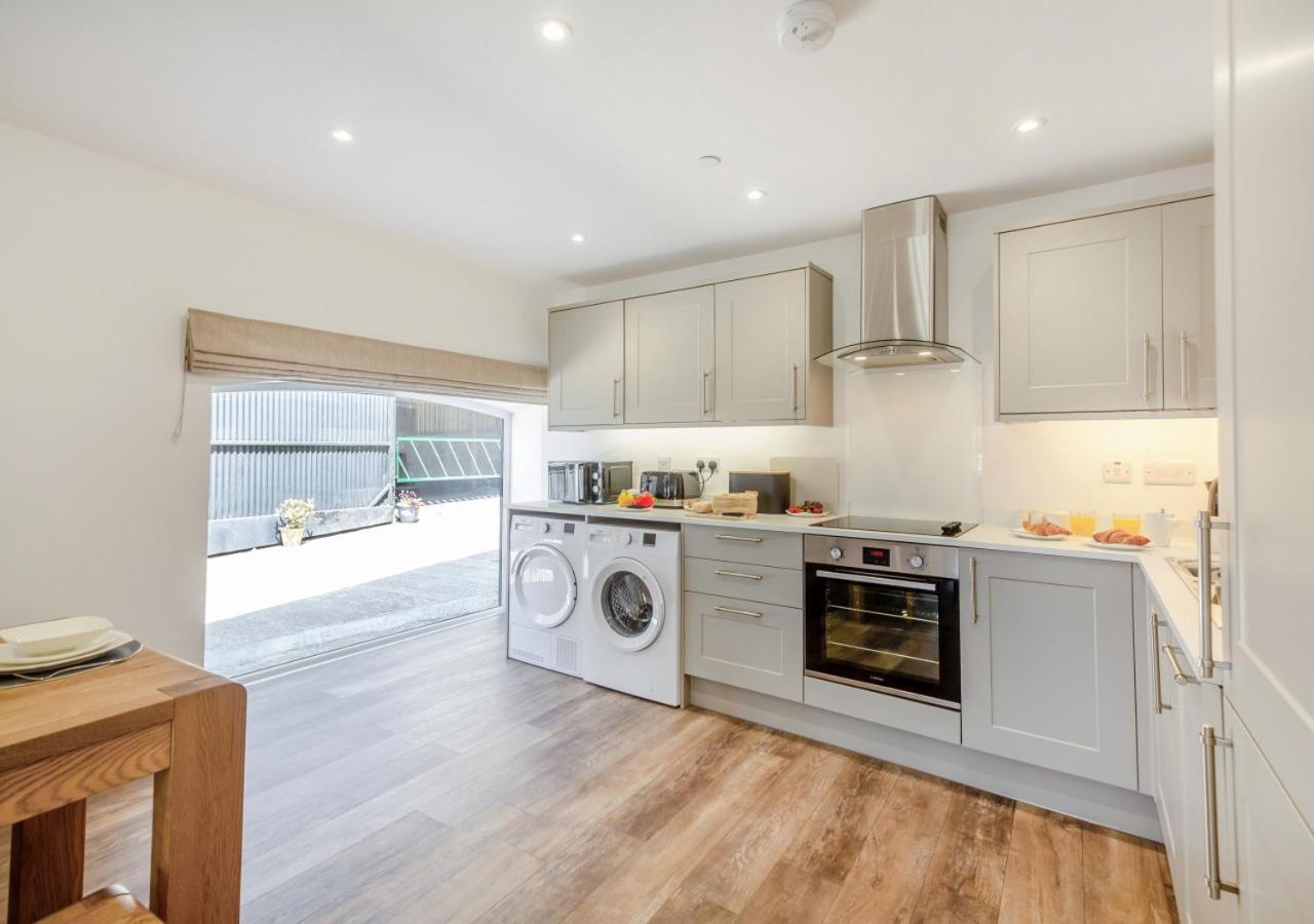 3 Bed in Talwrn oc-bow229