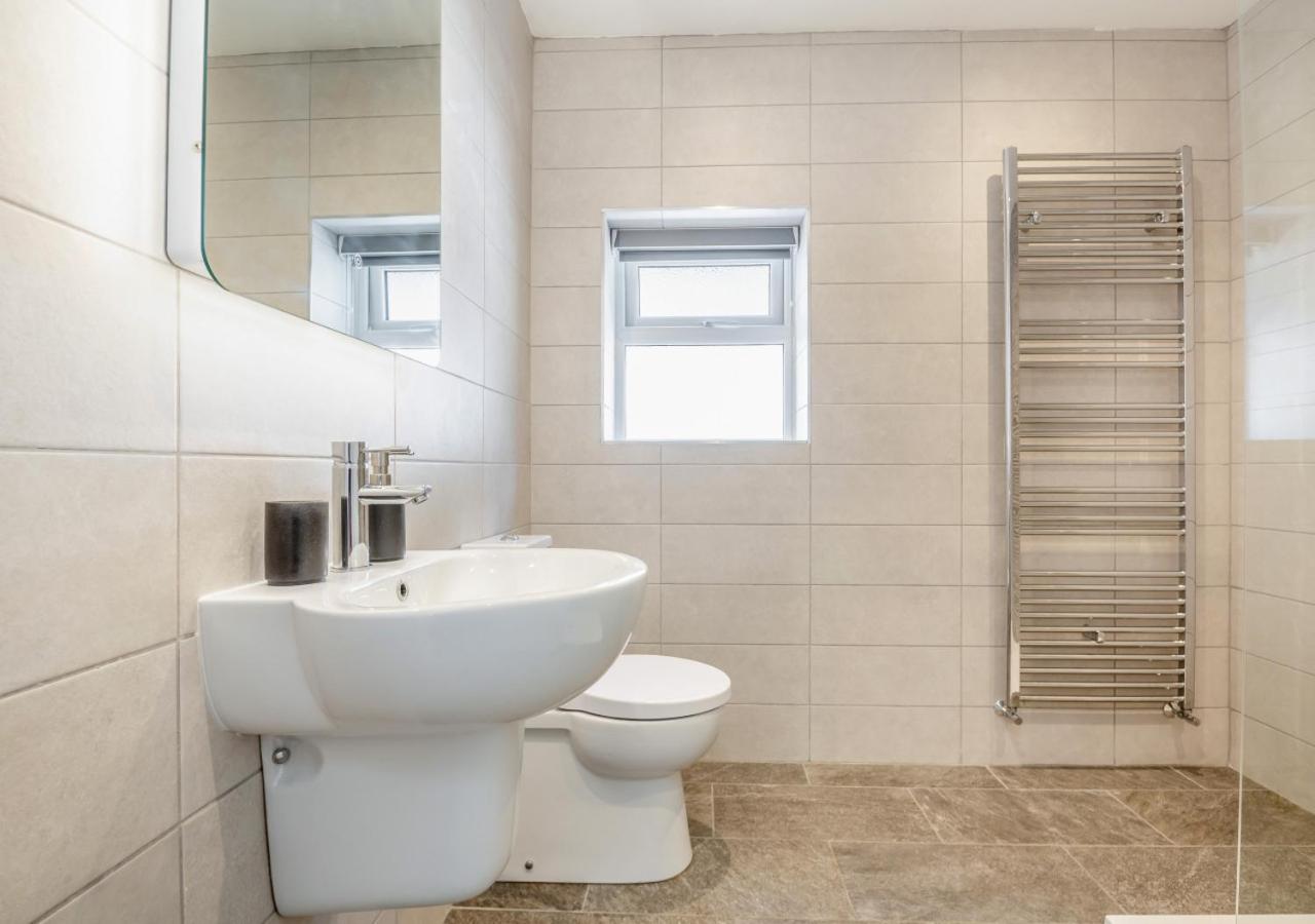 3 Bed in Talwrn oc-bow229