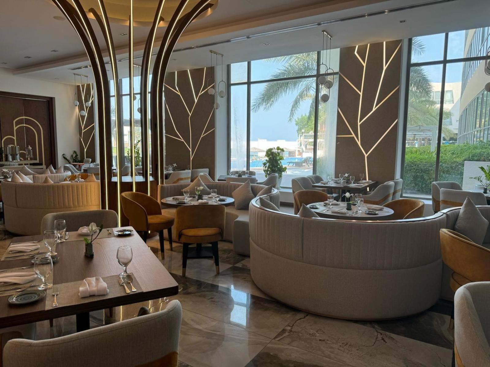 Dragon Beach Hotel